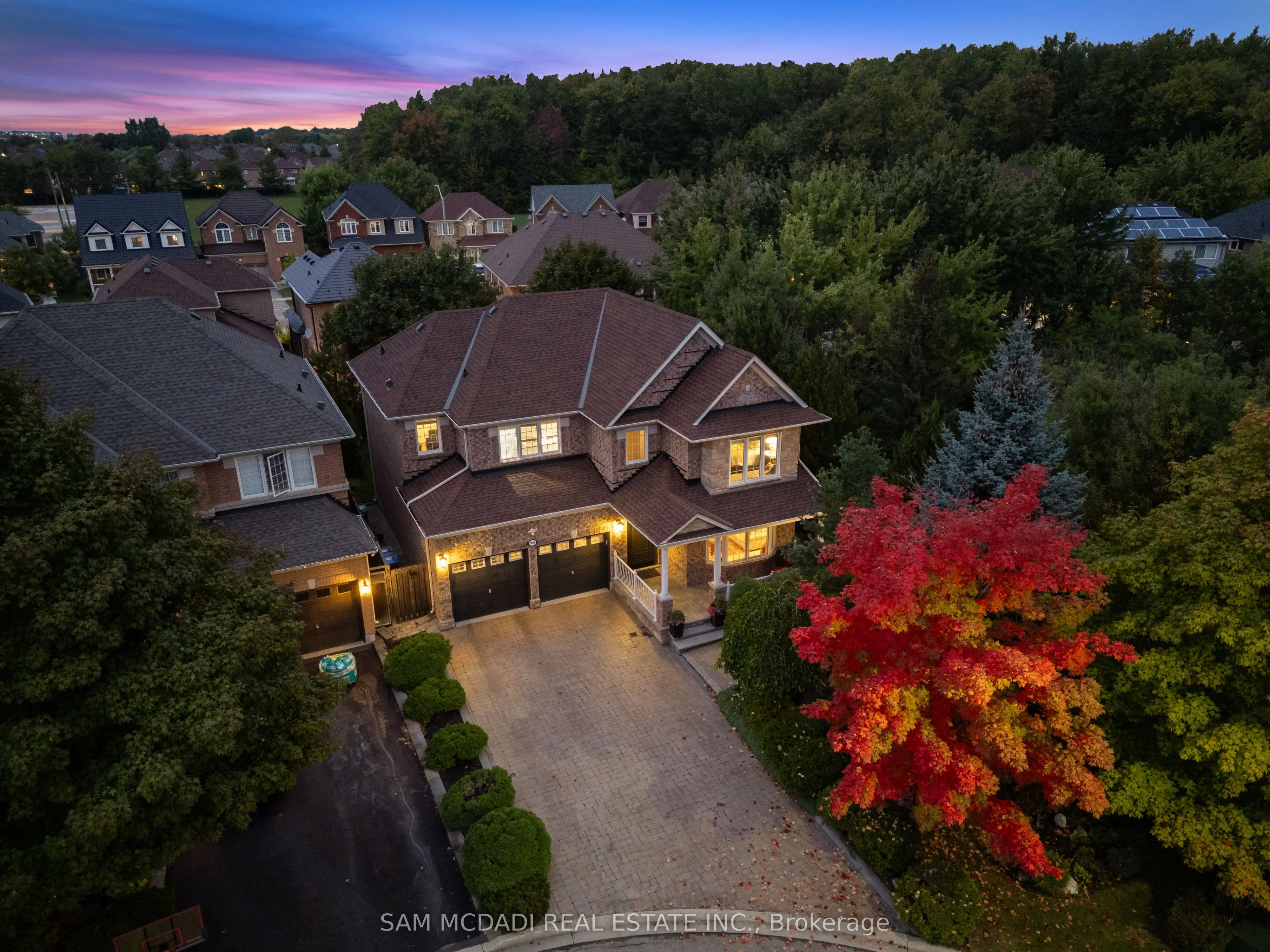 3859 Pondview Way