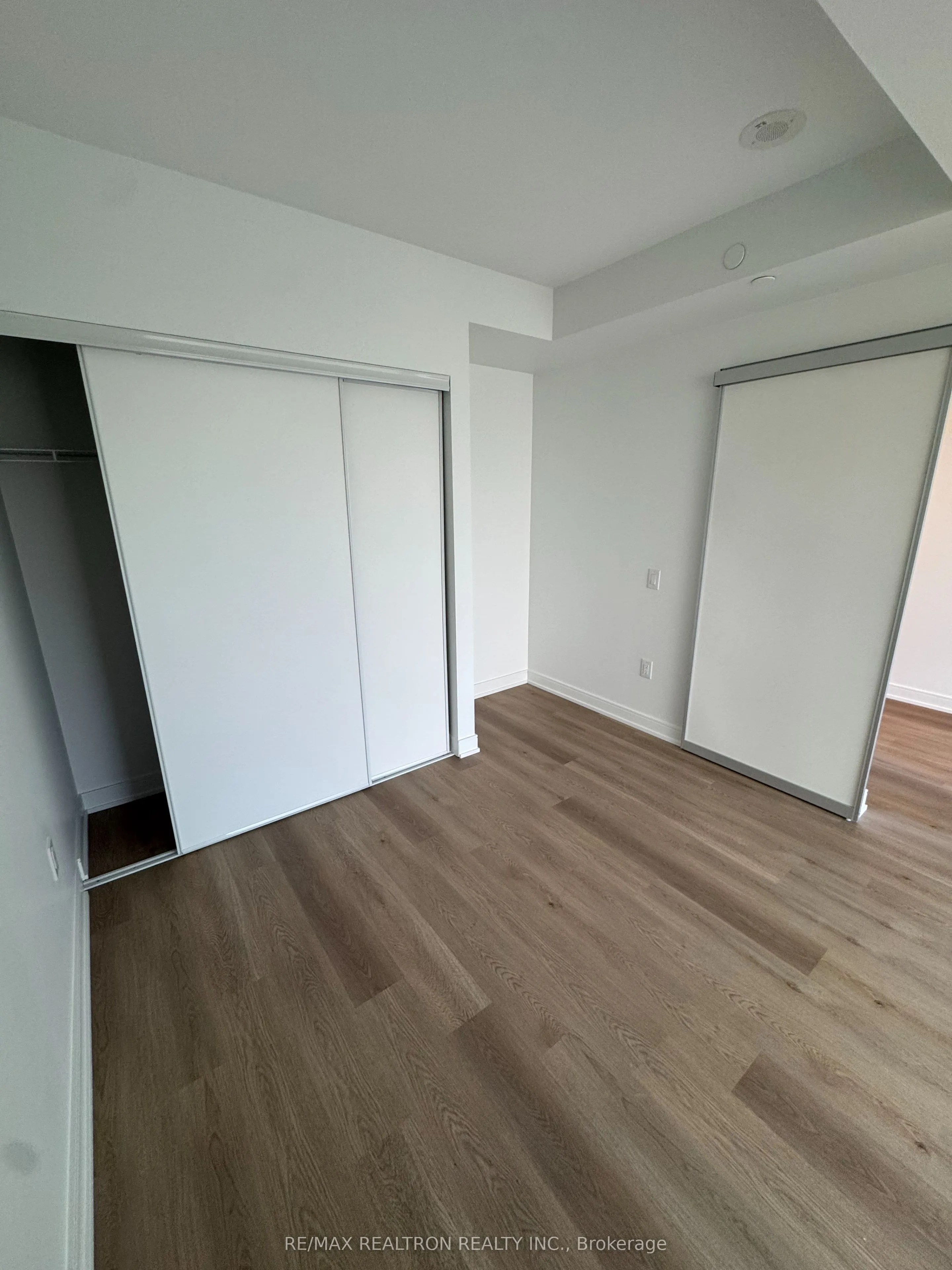 3009 Novar Road, #424