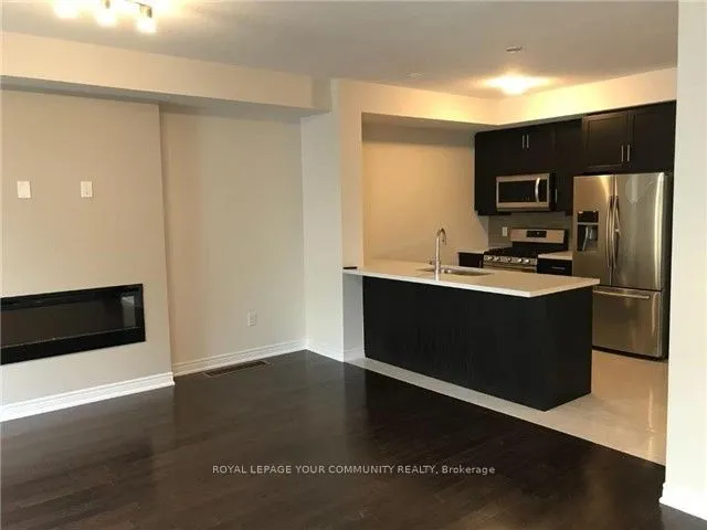380 Cranbrook Common