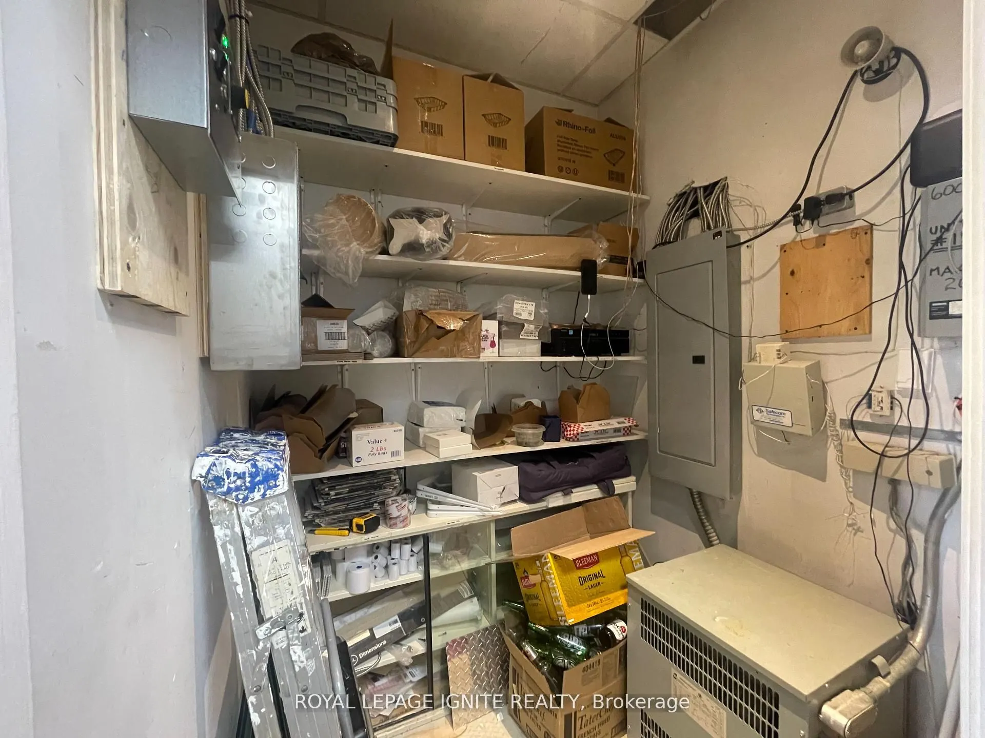 1395 Abbeywood Road, #15