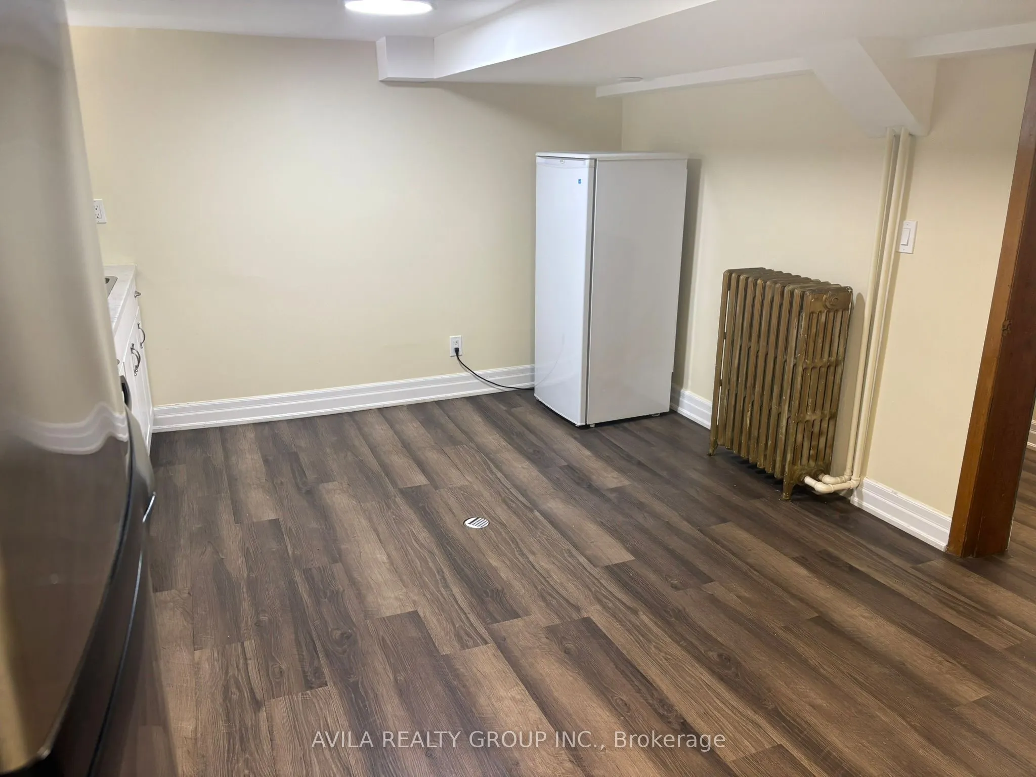 7 Greenlaw Avenue