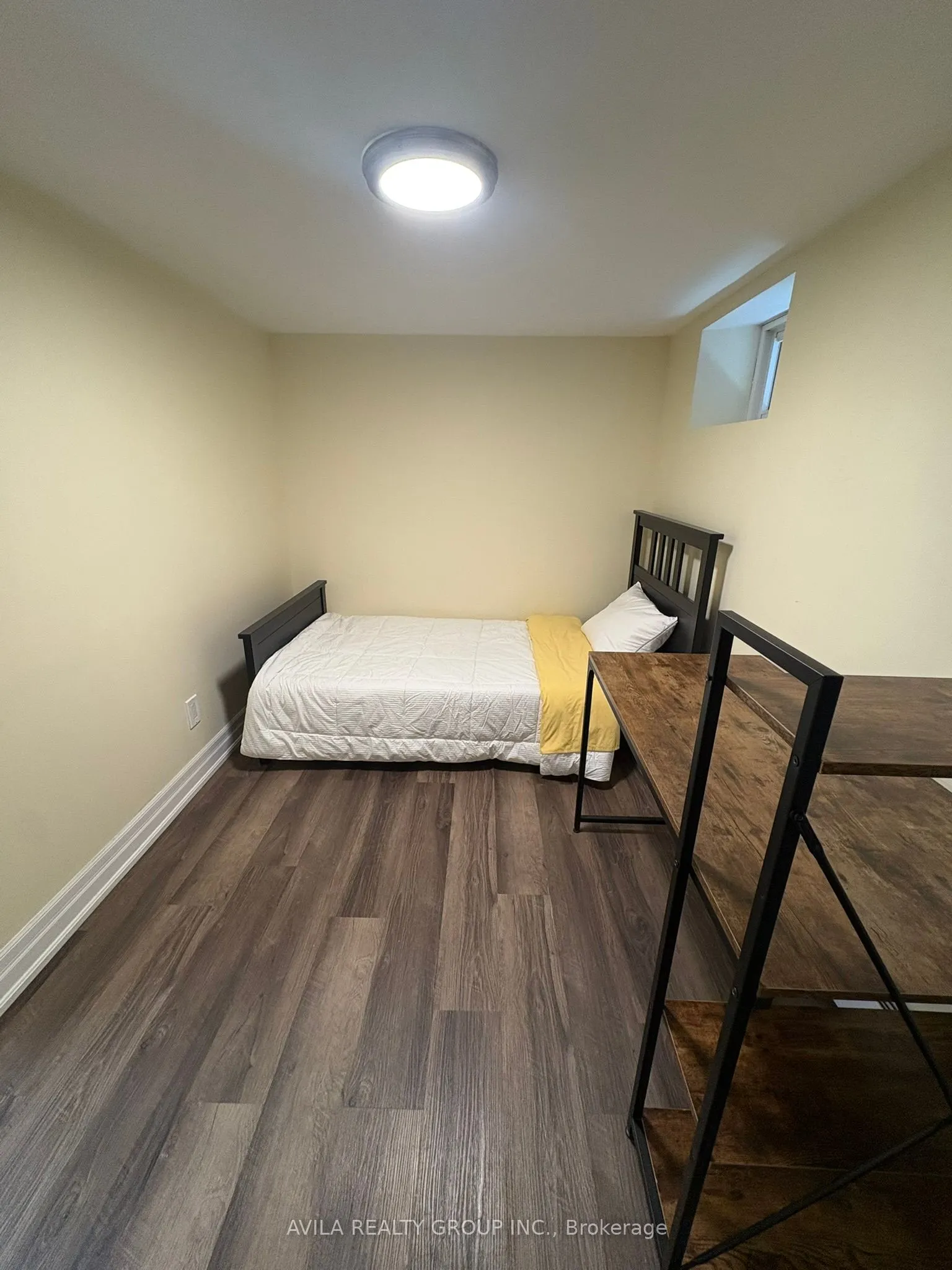 7 Greenlaw Avenue