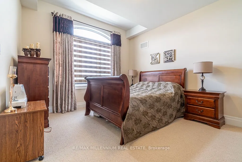 52 Gordon Randle Drive