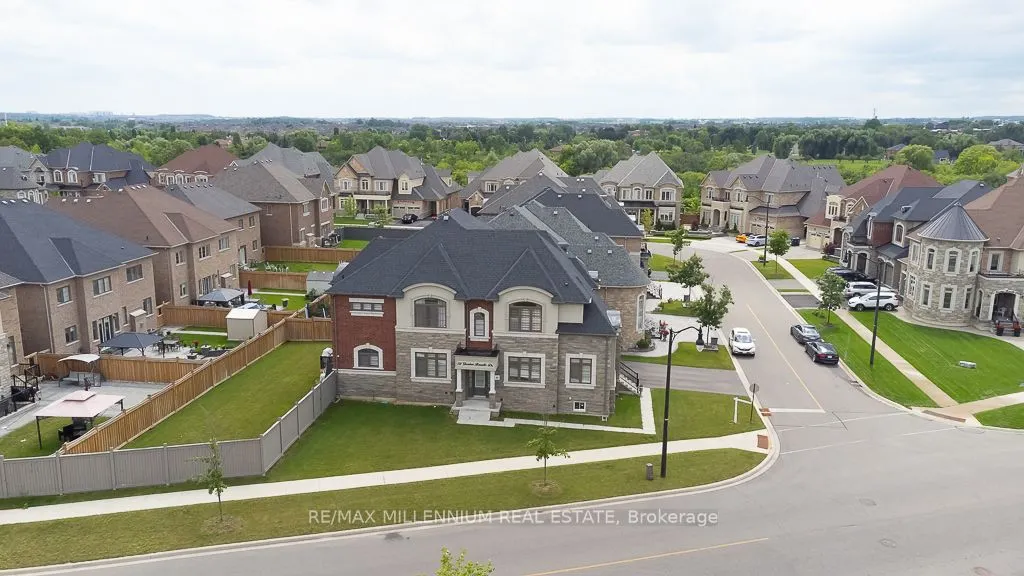 52 Gordon Randle Drive