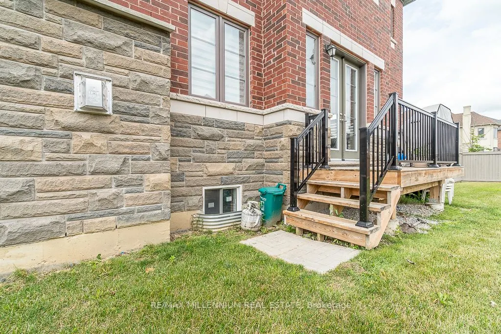 52 Gordon Randle Drive