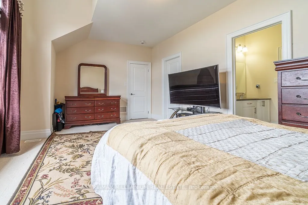 52 Gordon Randle Drive