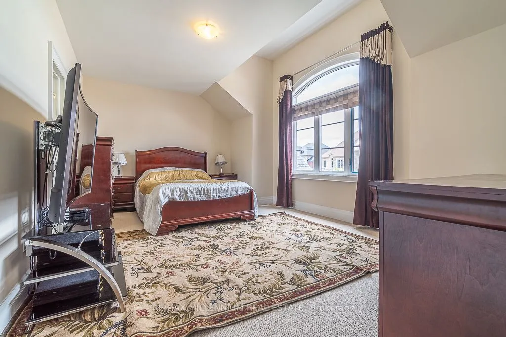 52 Gordon Randle Drive