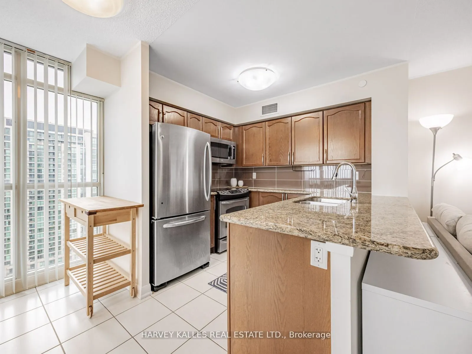 205 Sherway Gardens Road, #2010