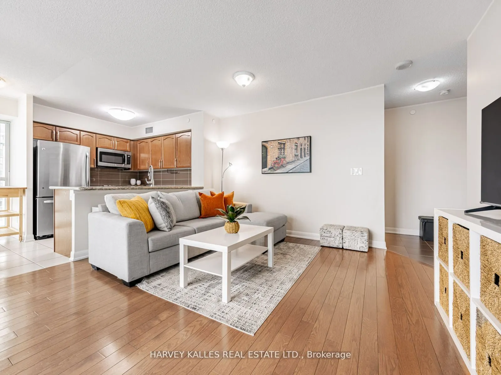 205 Sherway Gardens Road, #2010