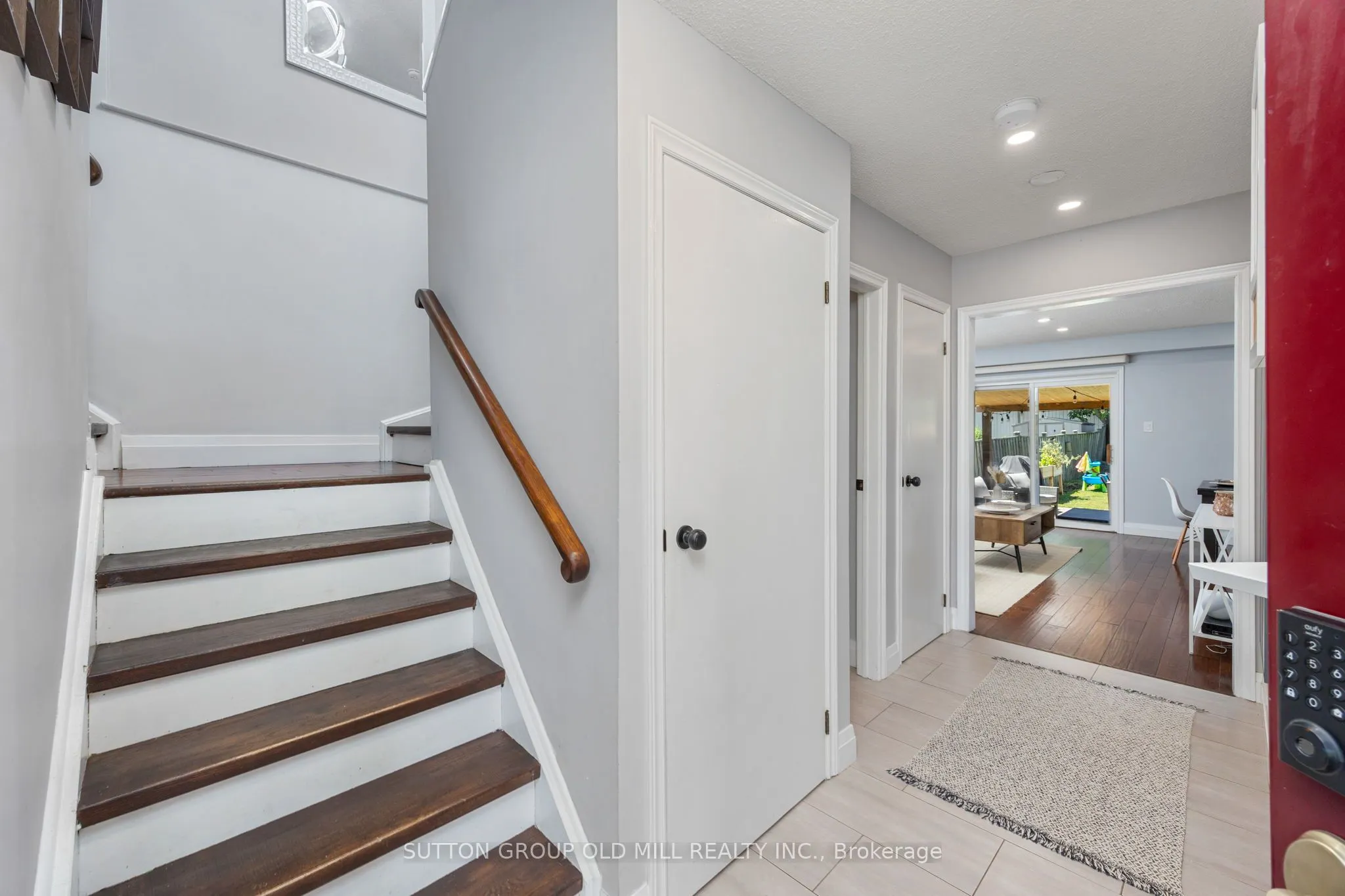 4336 Lee Drive
