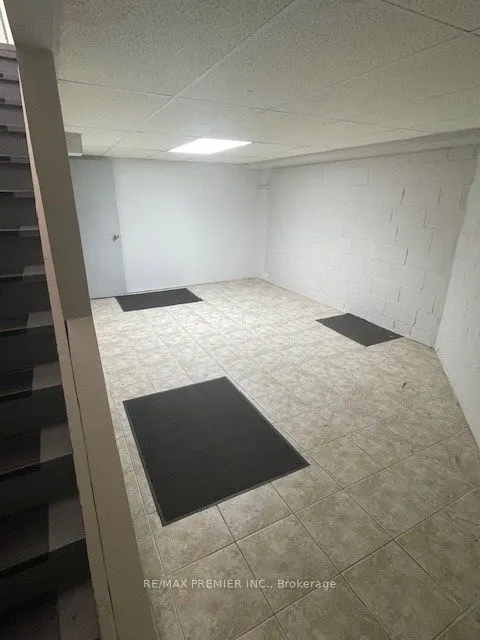1377 Weston Road