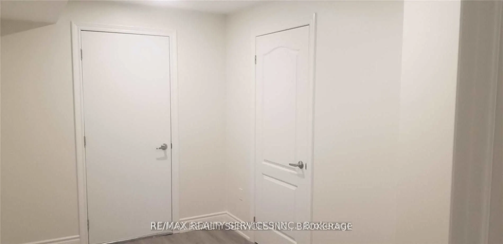 16 Lady Evelyn Crescent, #Lower