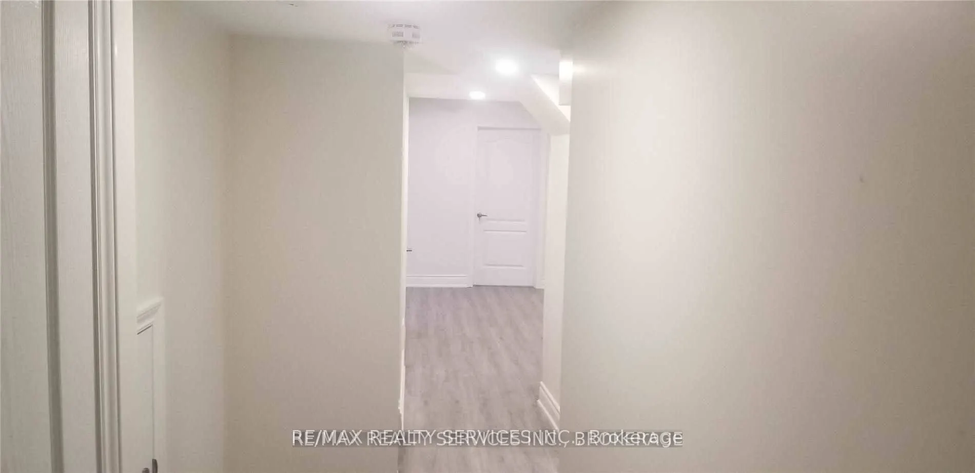 16 Lady Evelyn Crescent, #Lower