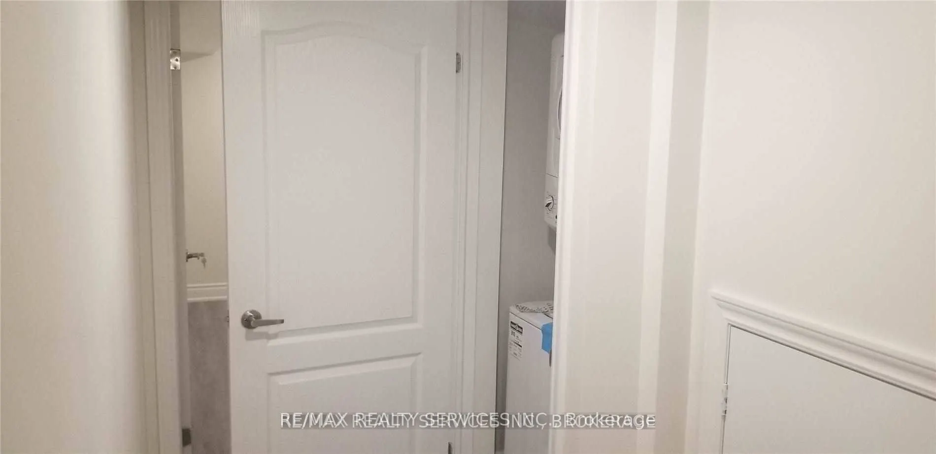 16 Lady Evelyn Crescent, #Lower