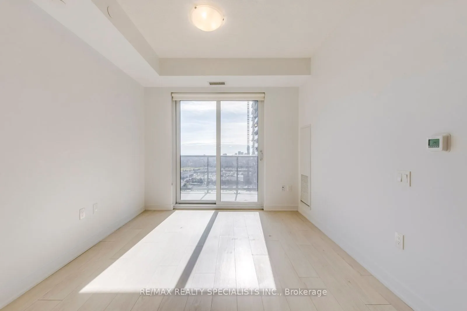 8 Nahani Way, #2419