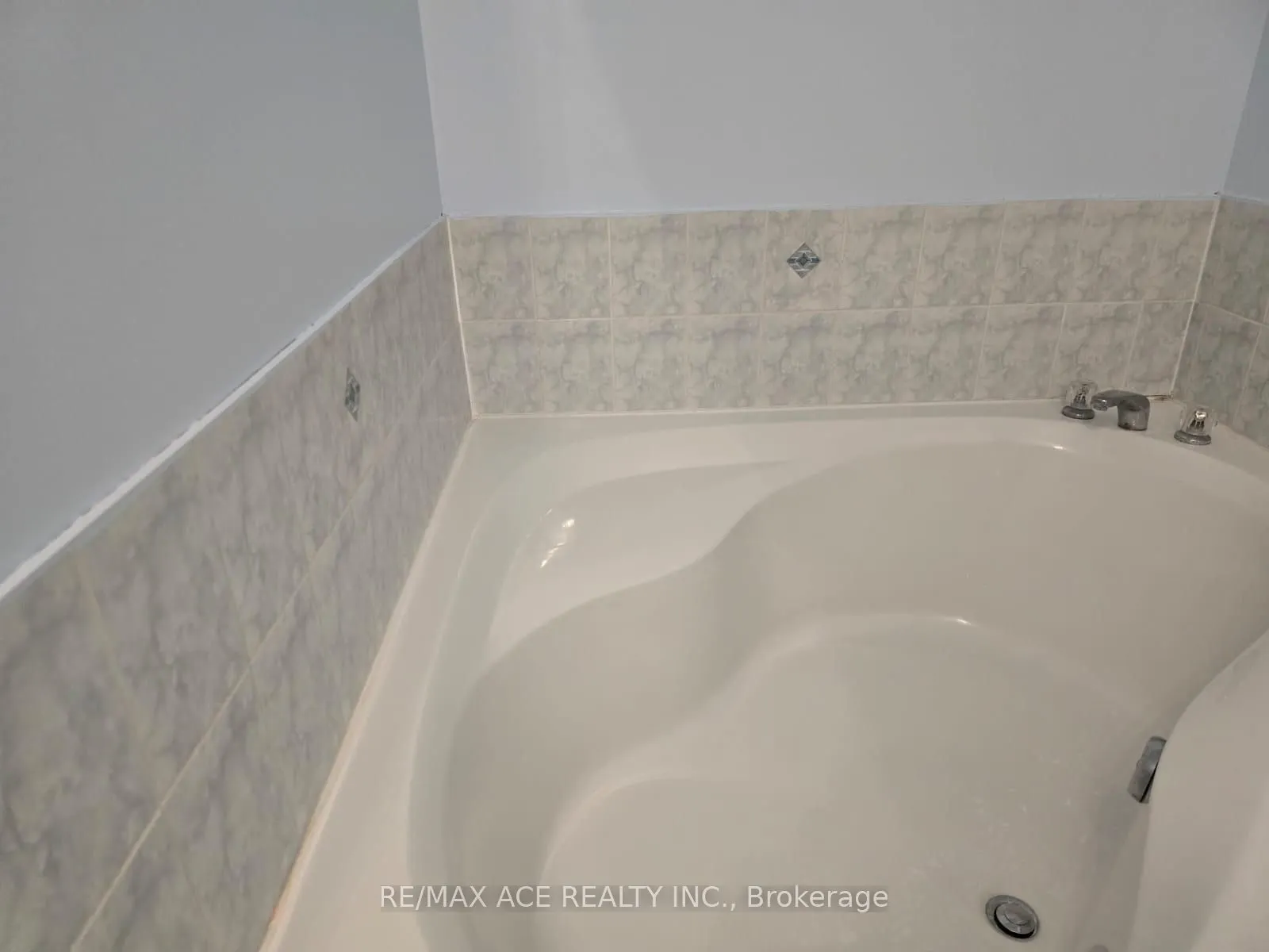 104 Sunfield Road, #Main