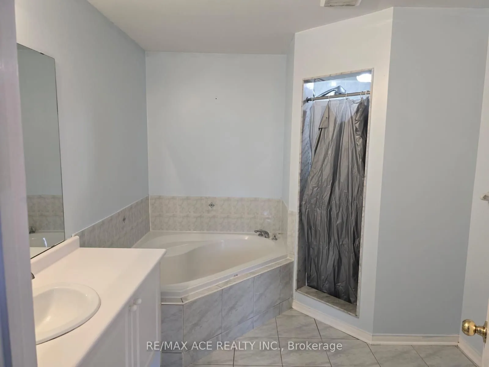 104 Sunfield Road, #Main