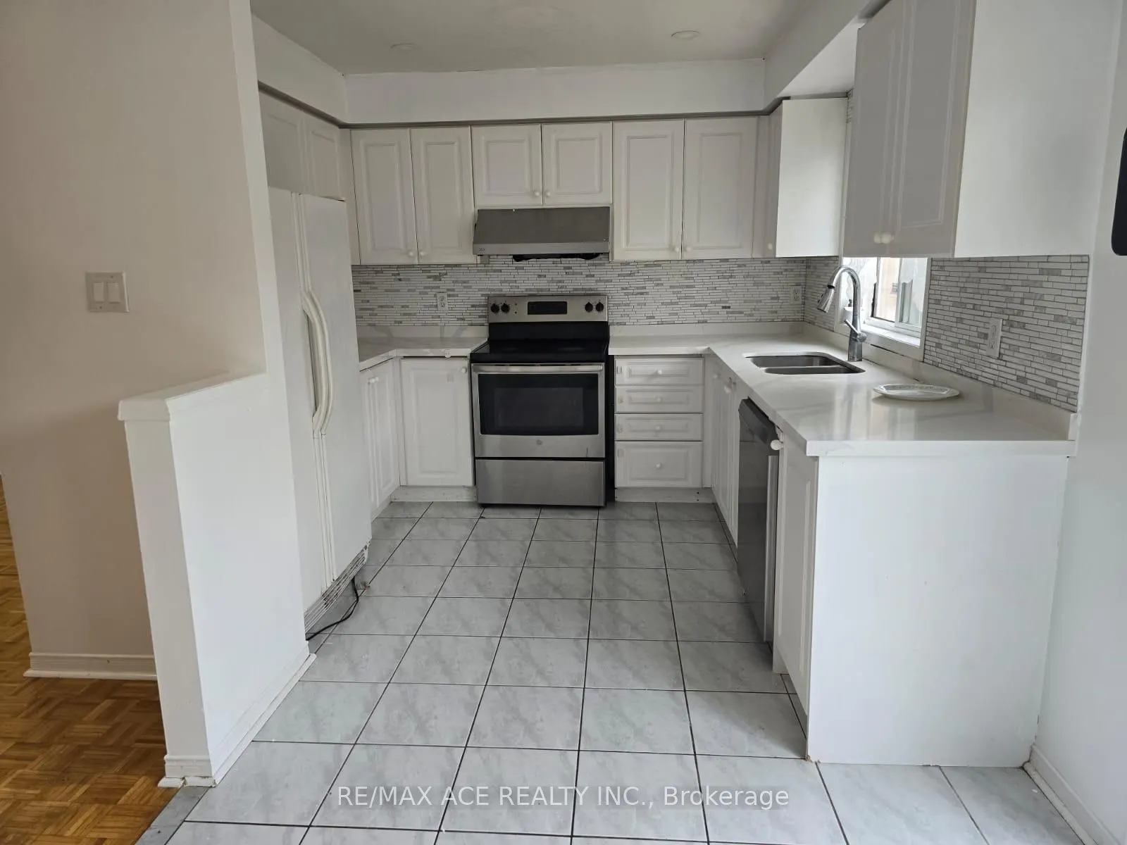104 Sunfield Road, #Main