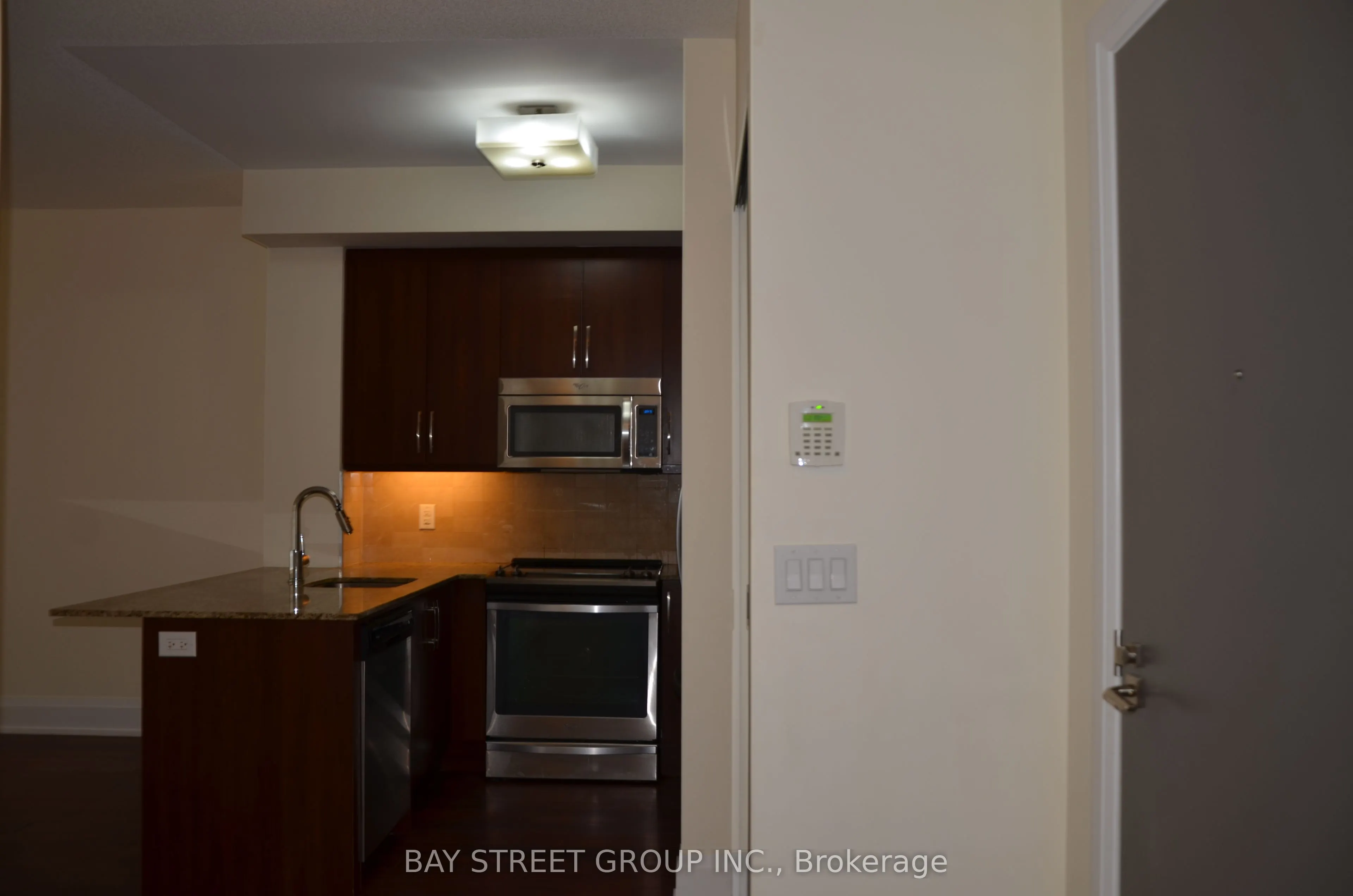 1 Old Mill Drive, #124