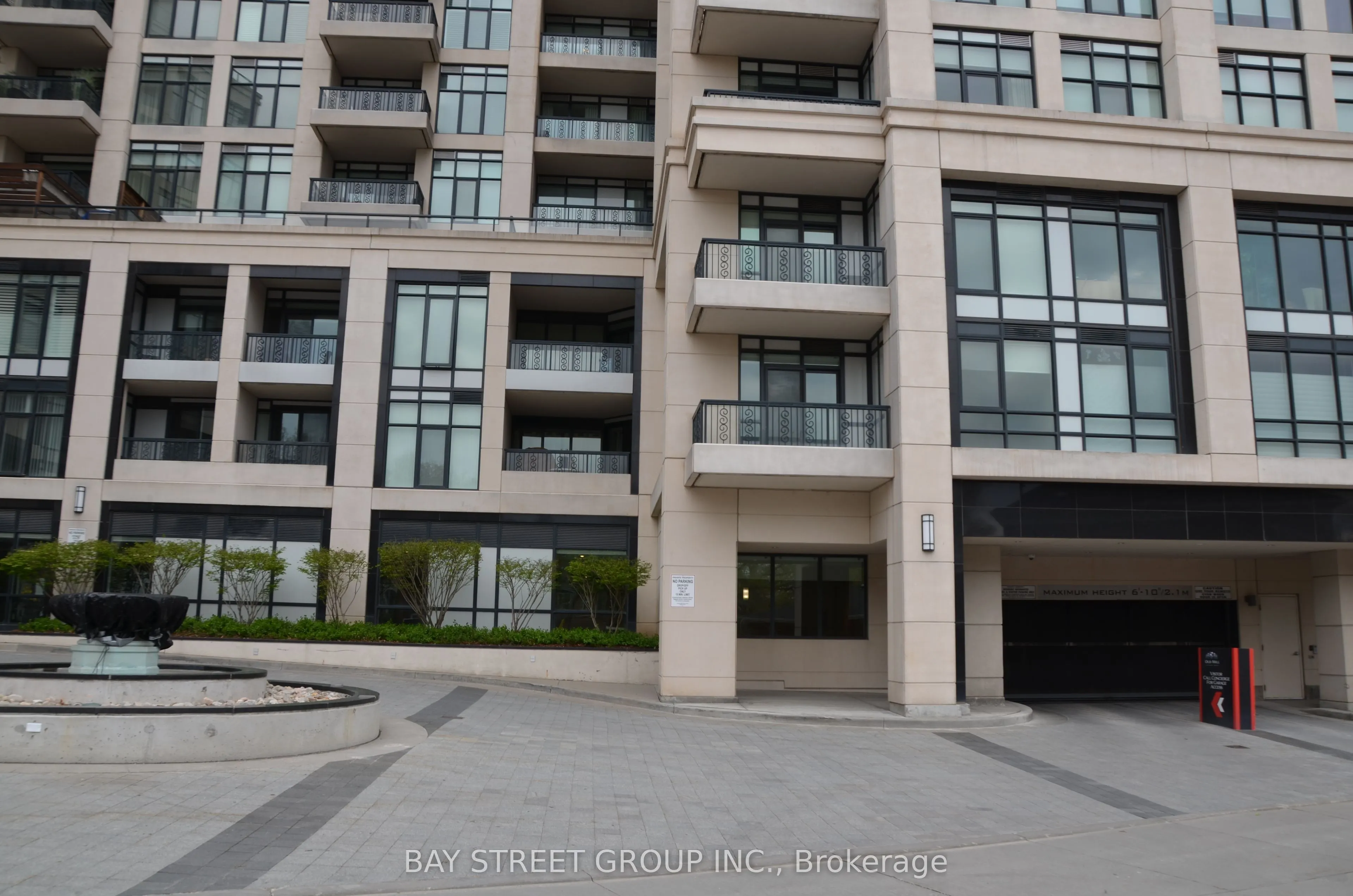 1 Old Mill Drive, #124