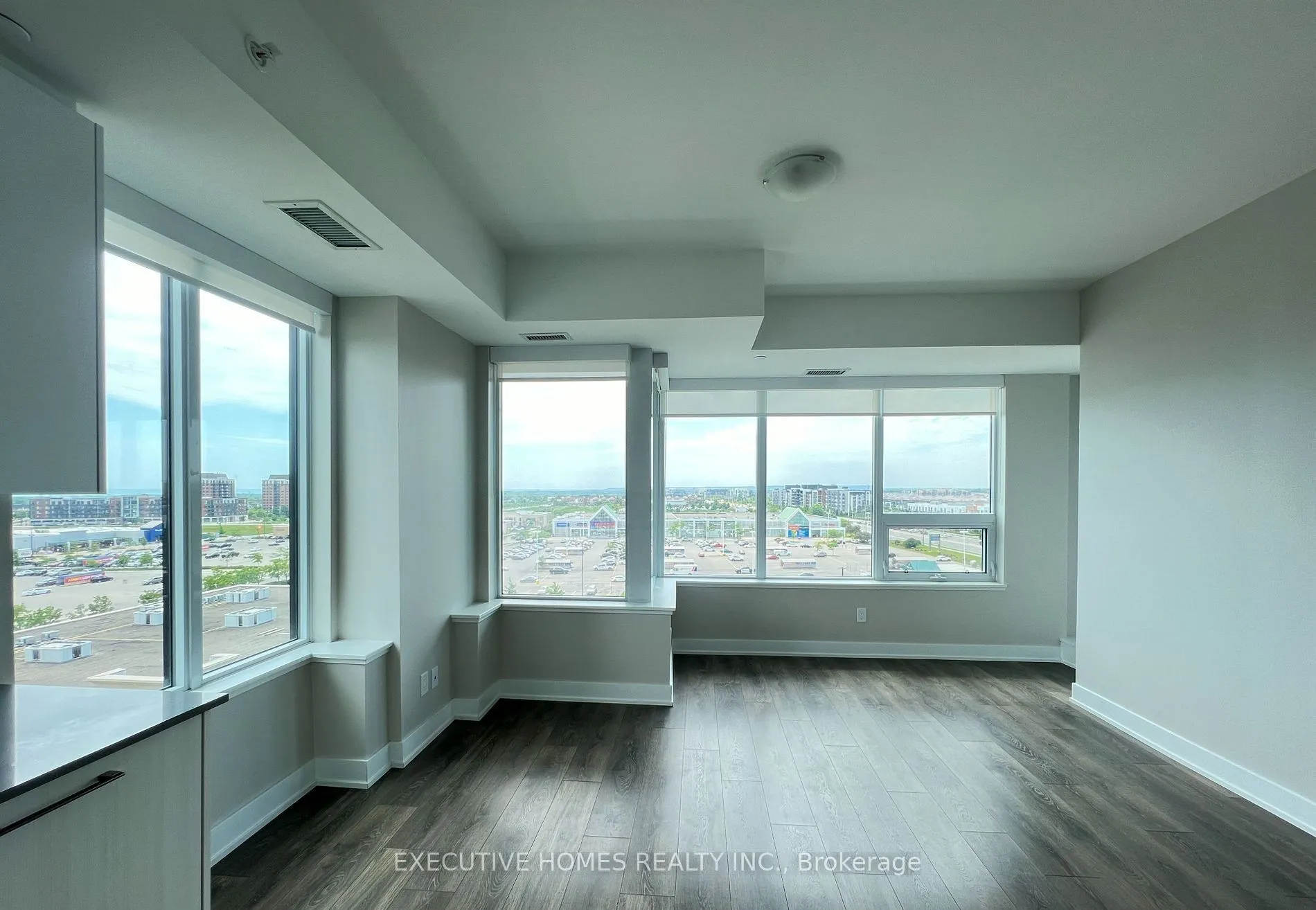 2481 Taunton Road, #708