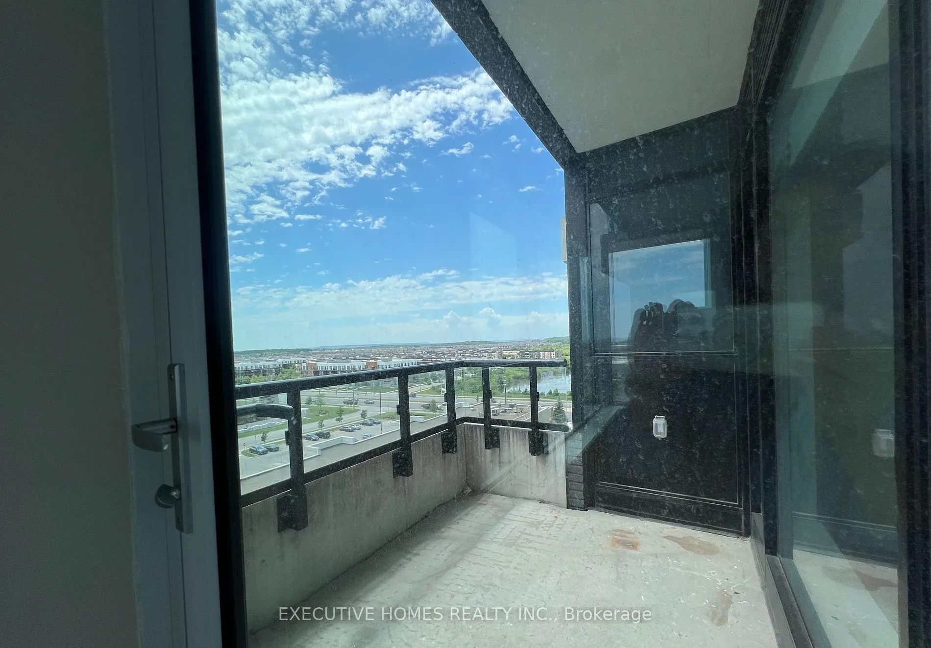 2481 Taunton Road, #708