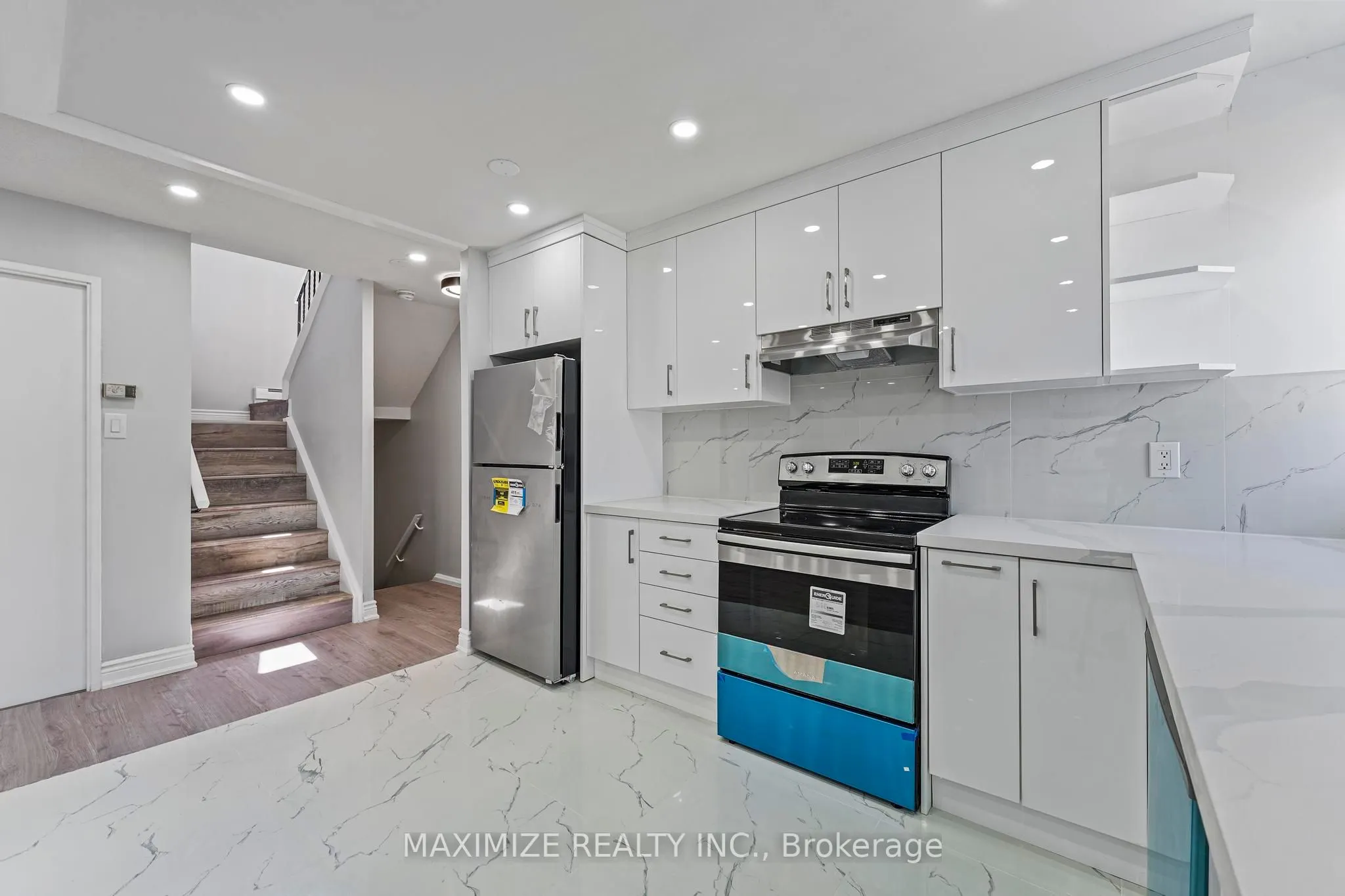 1055 Dundas Street E, #192