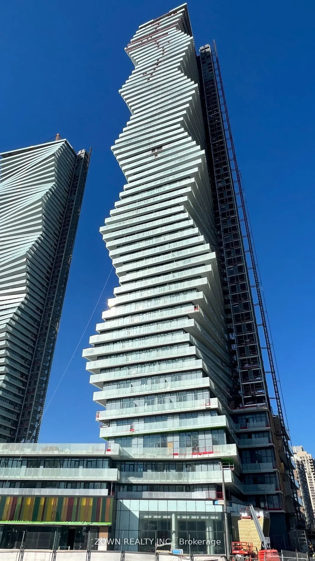 3900 Confederation Parkway, #1506