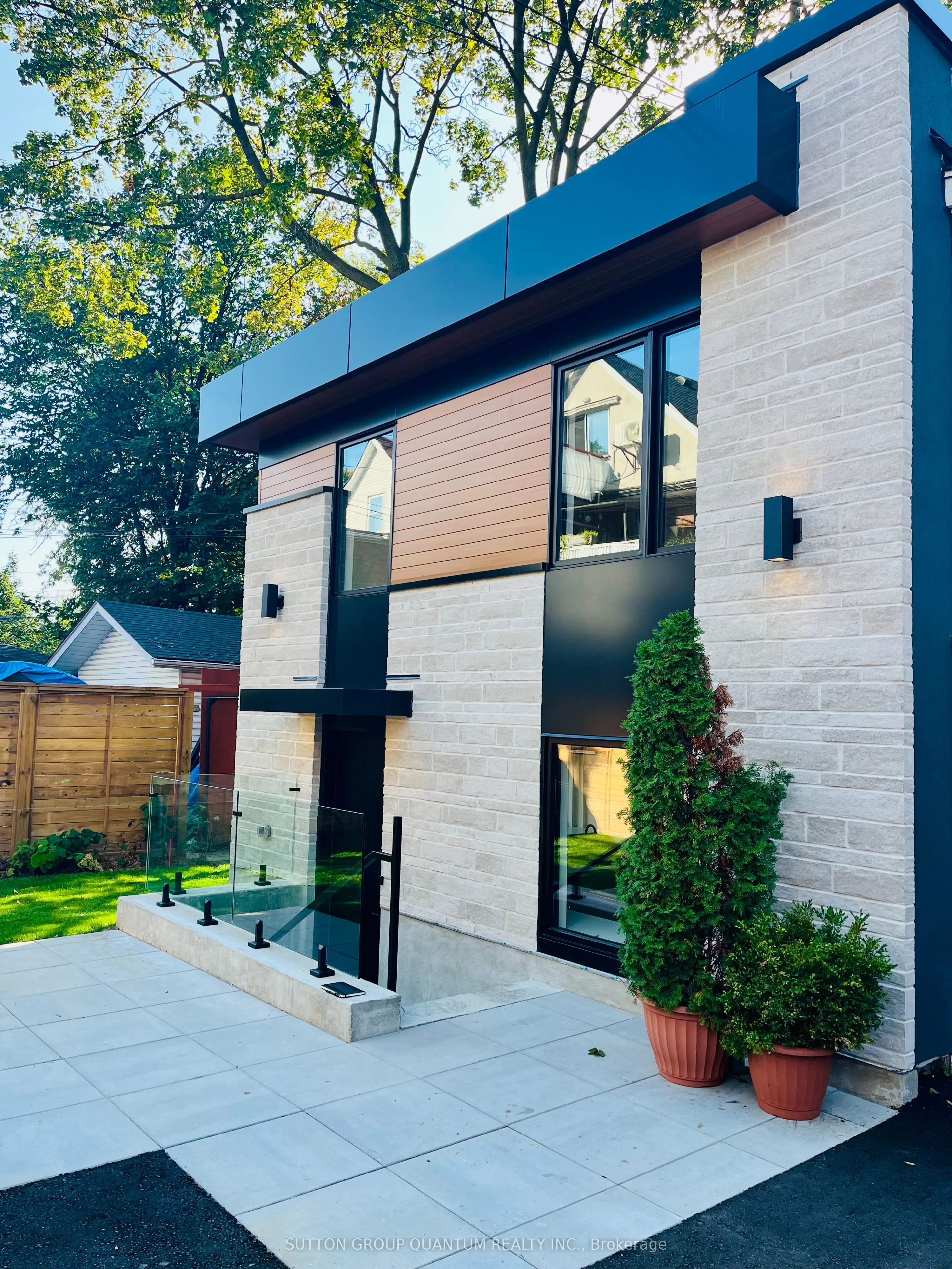 156 Mavety Street, #Garden Suite