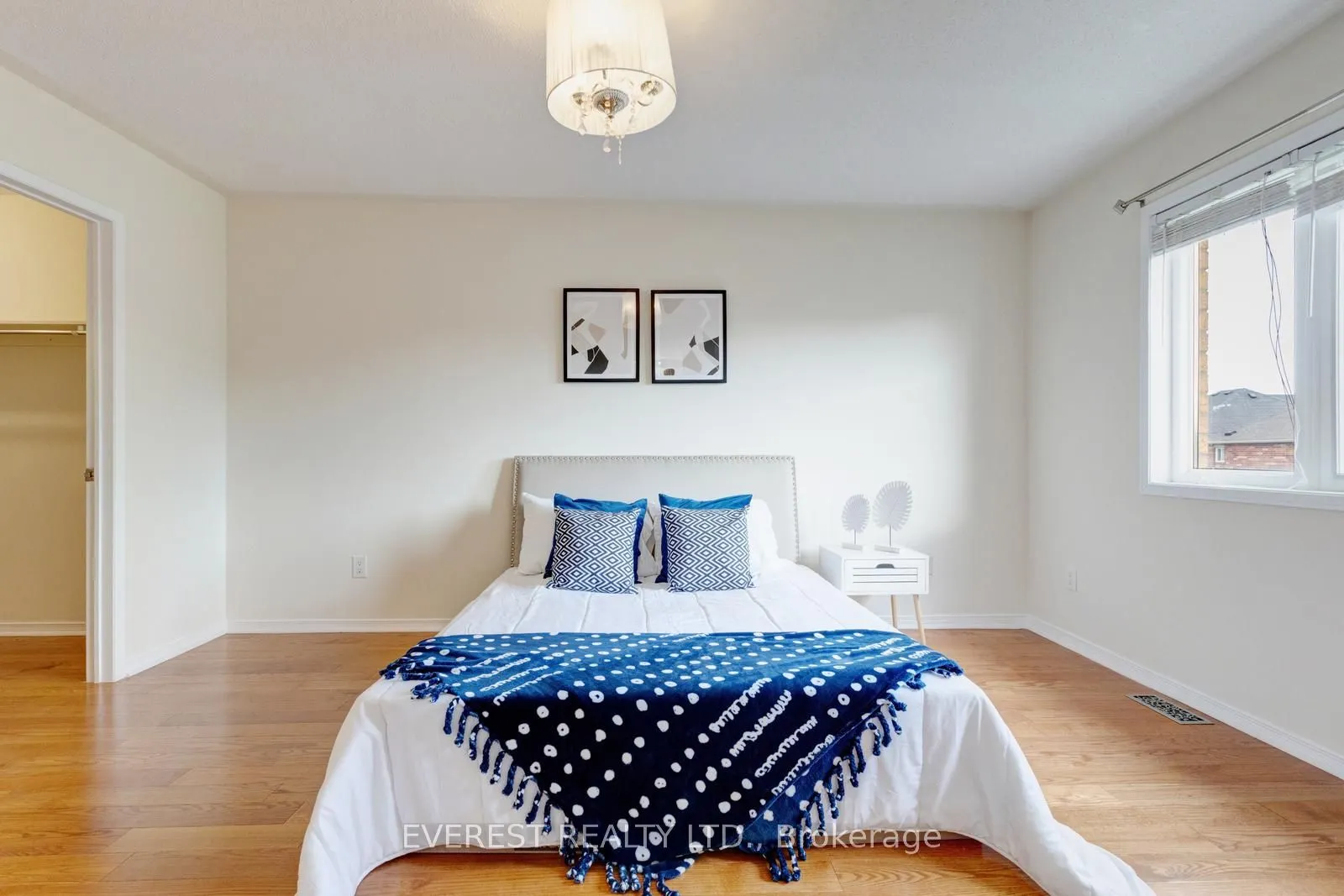 5172 Nestling Grove