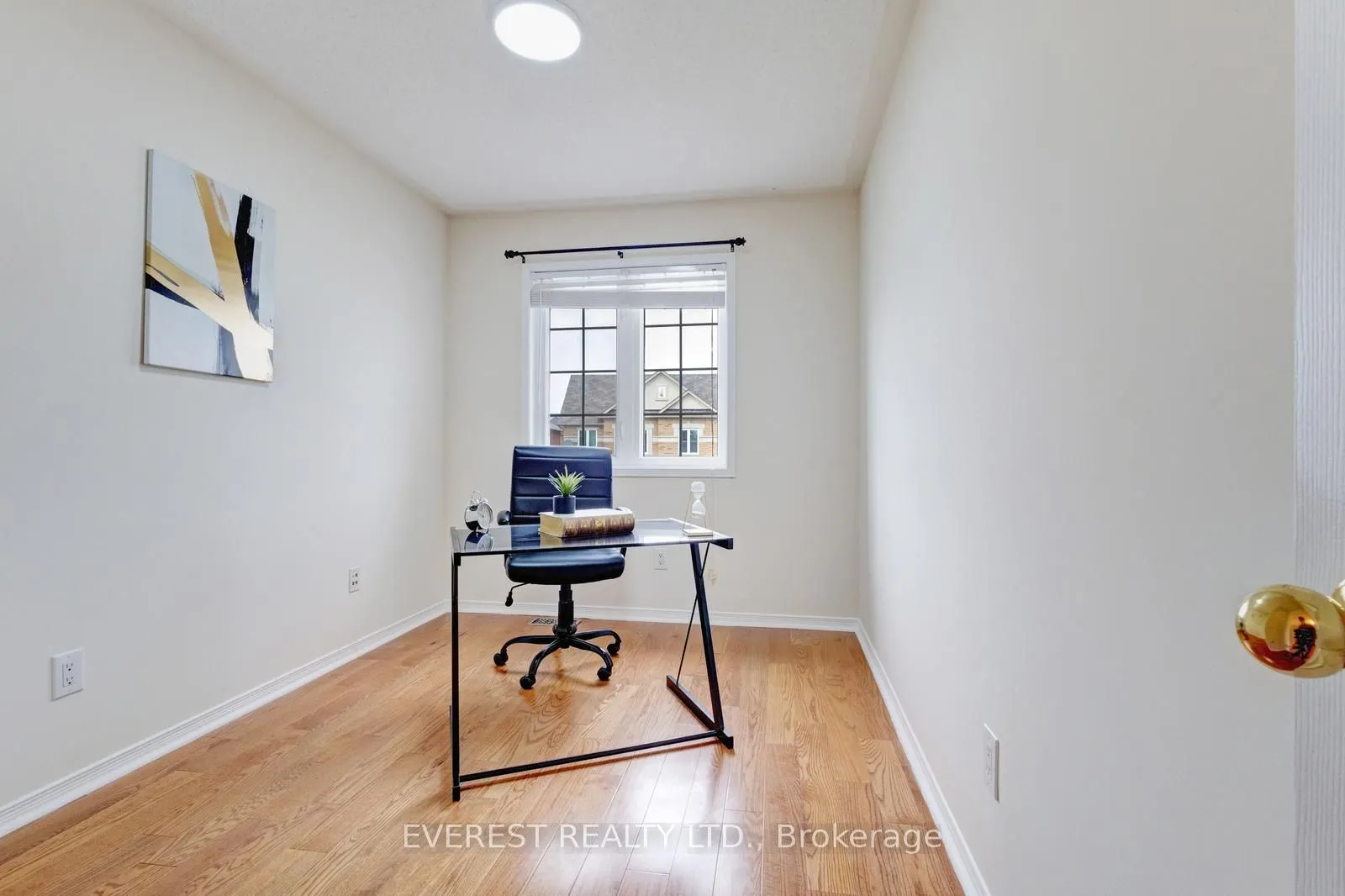 5172 Nestling Grove