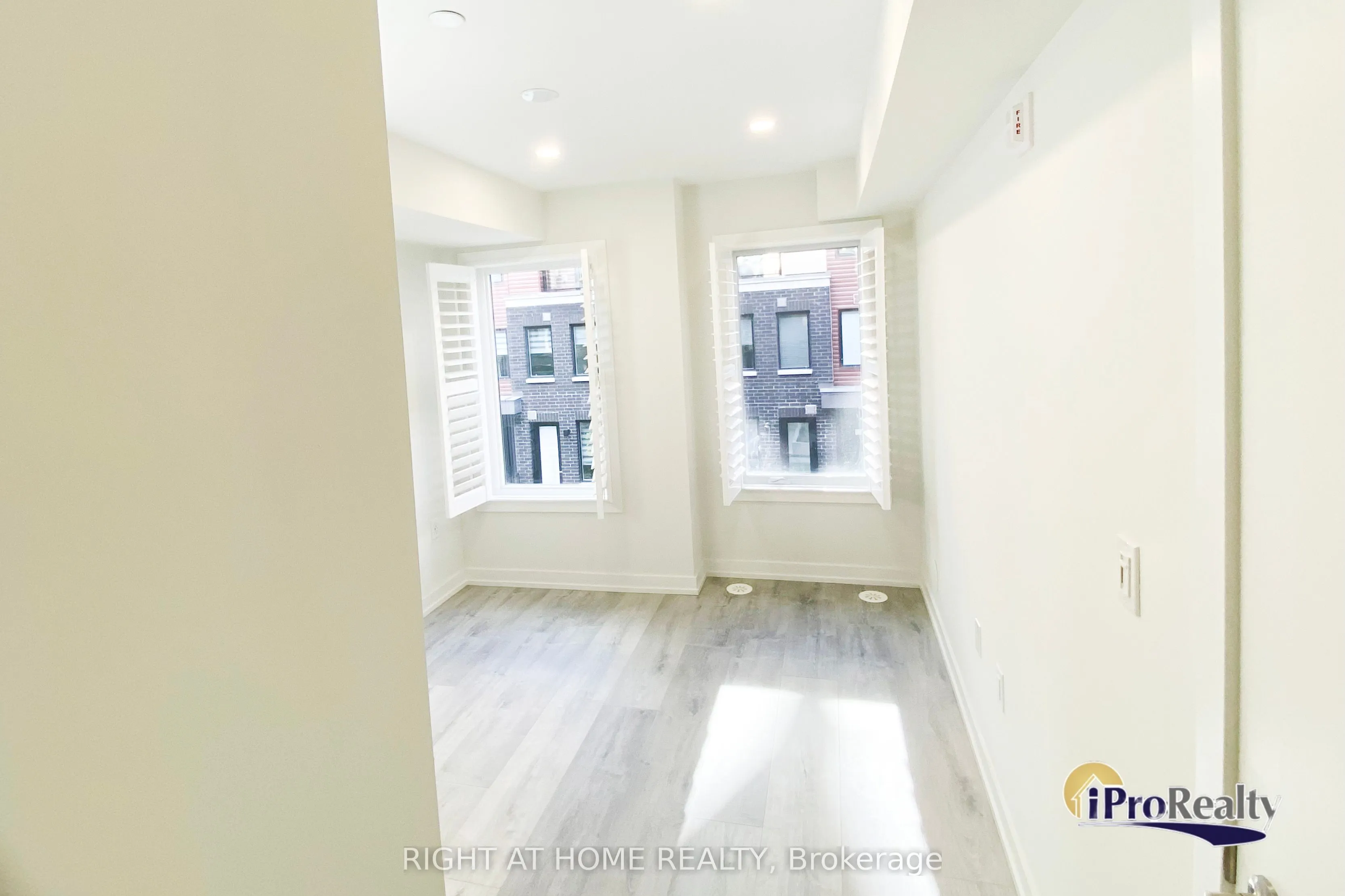 3550 Colonial Drive, #30
