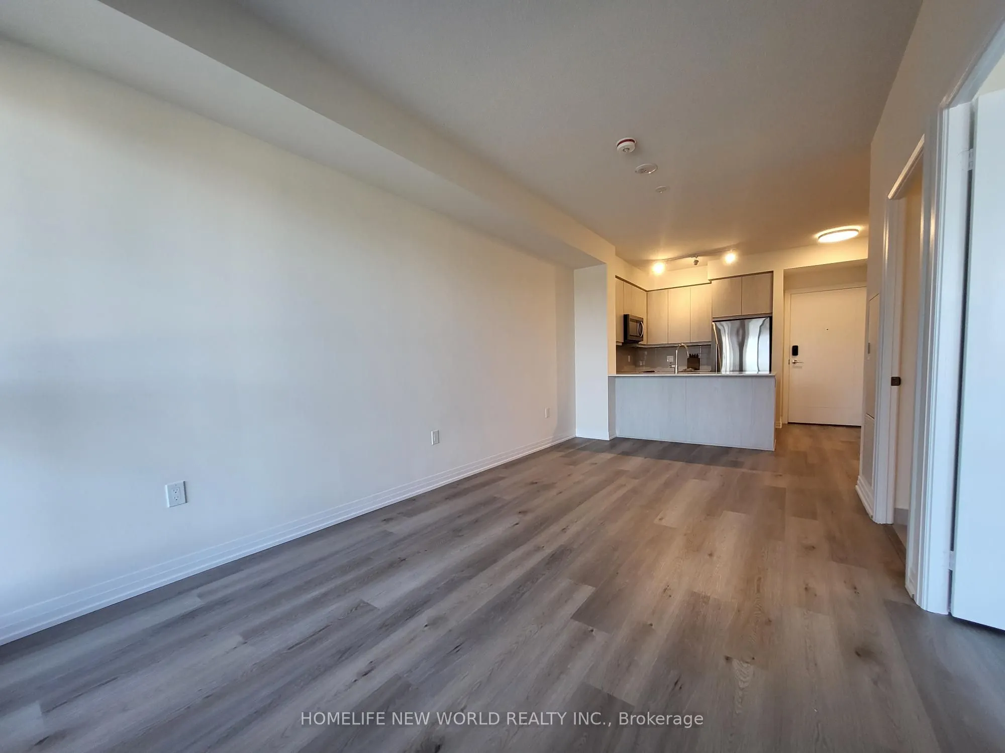 15 Watergarden Drive, #302