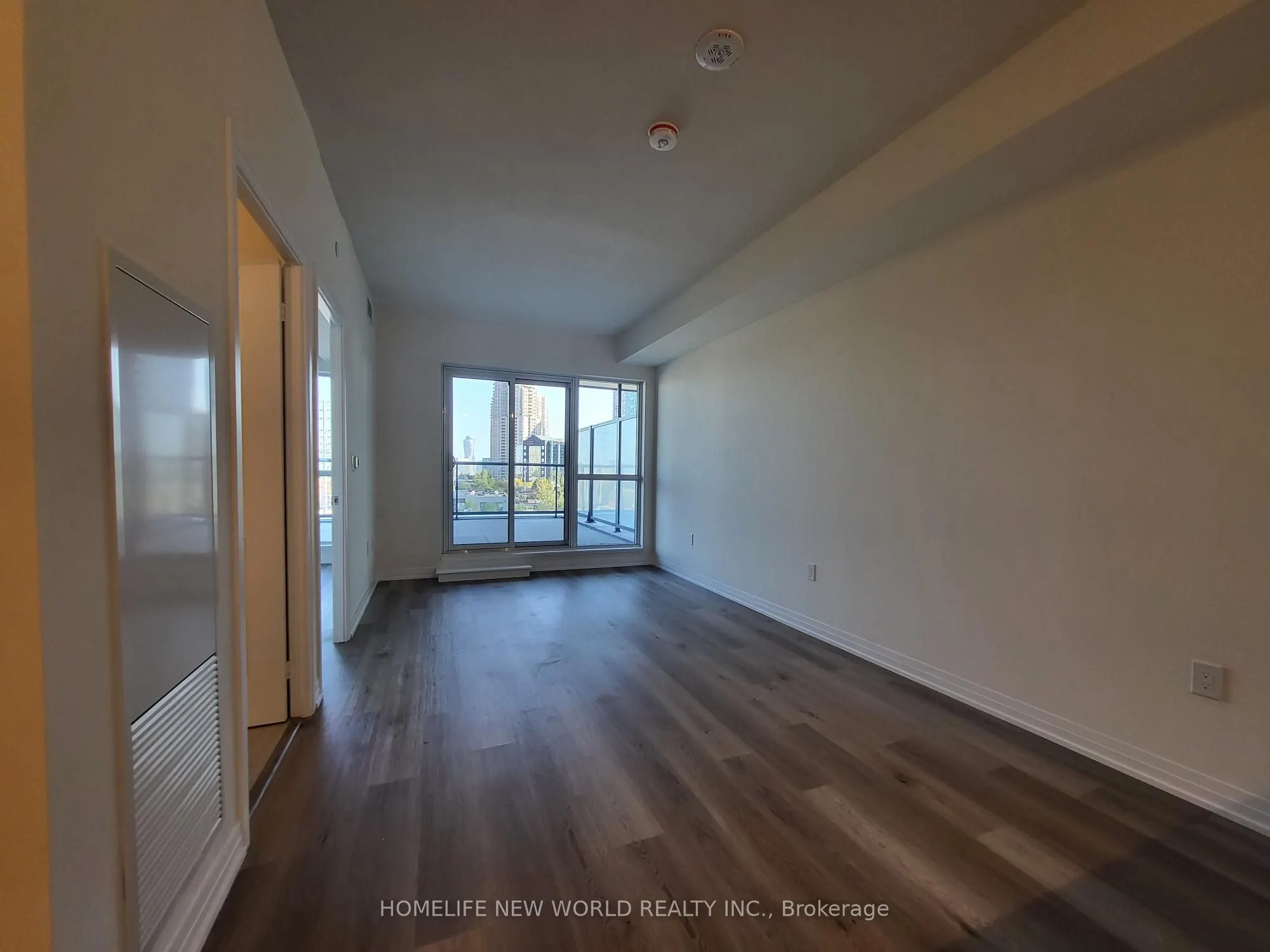 15 Watergarden Drive, #302