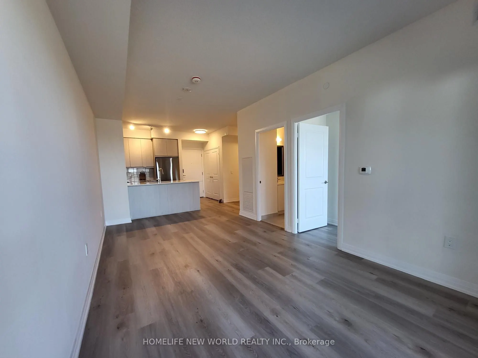 15 Watergarden Drive, #302