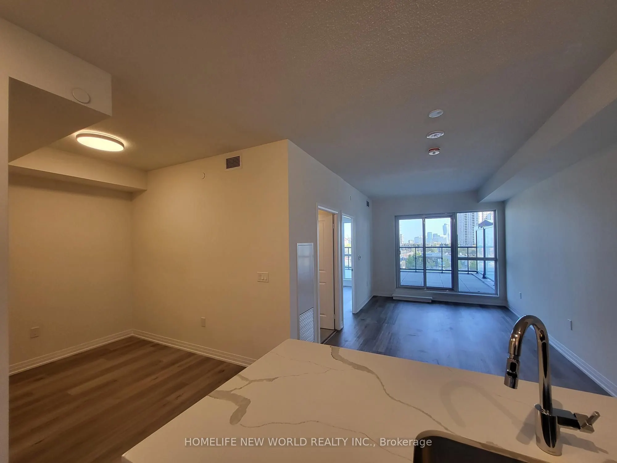15 Watergarden Drive, #302