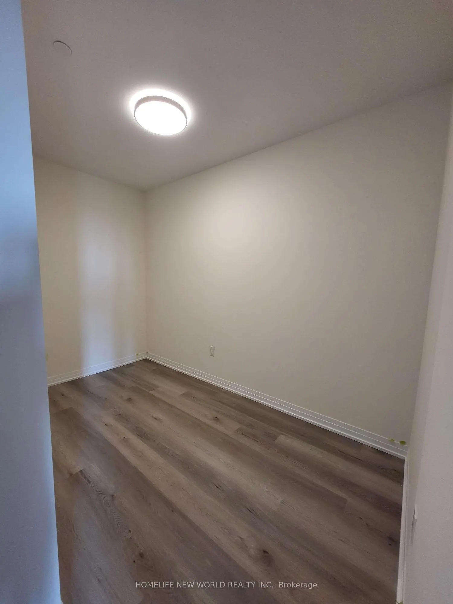 15 Watergarden Drive, #705