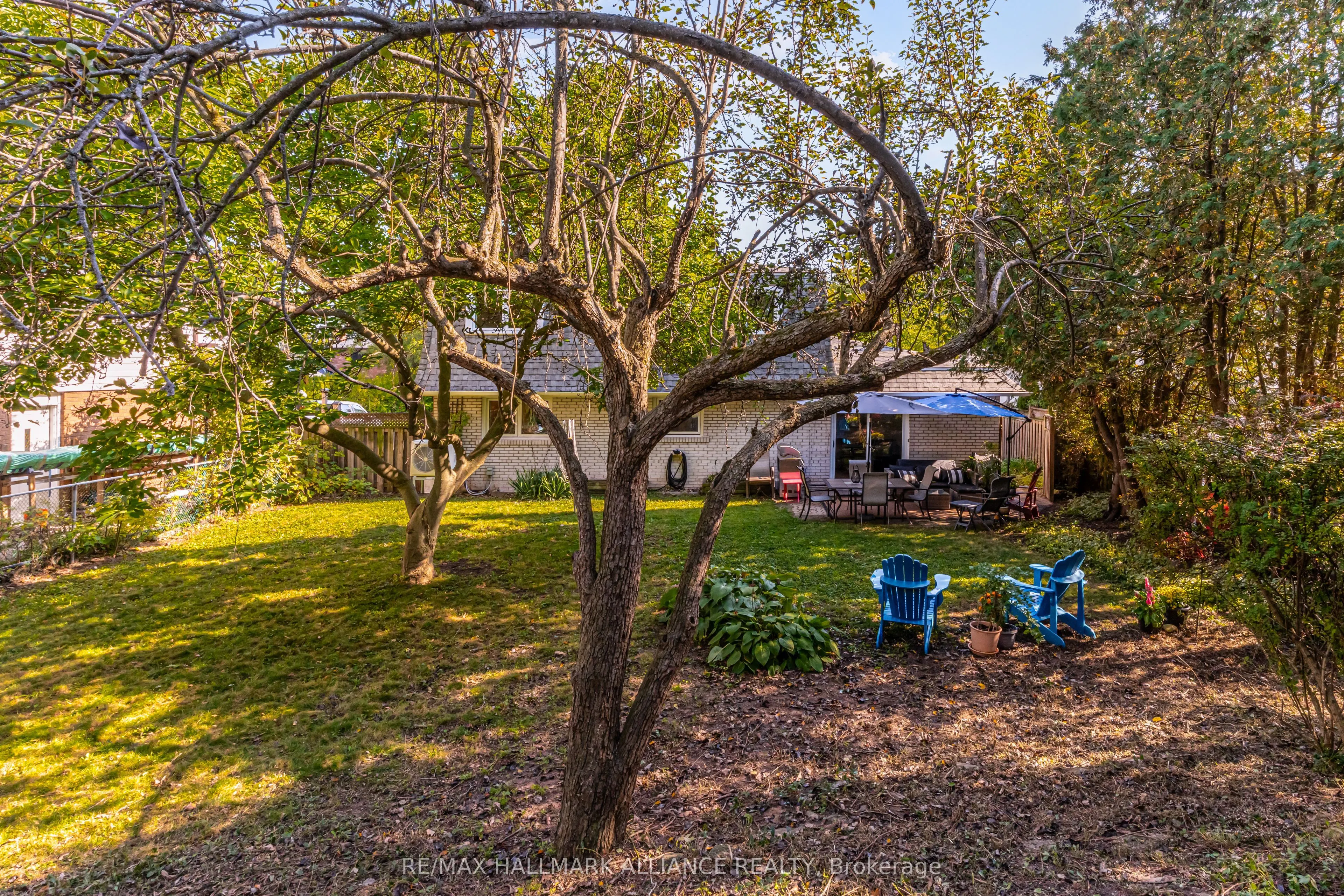 2033 Water's Edge Drive