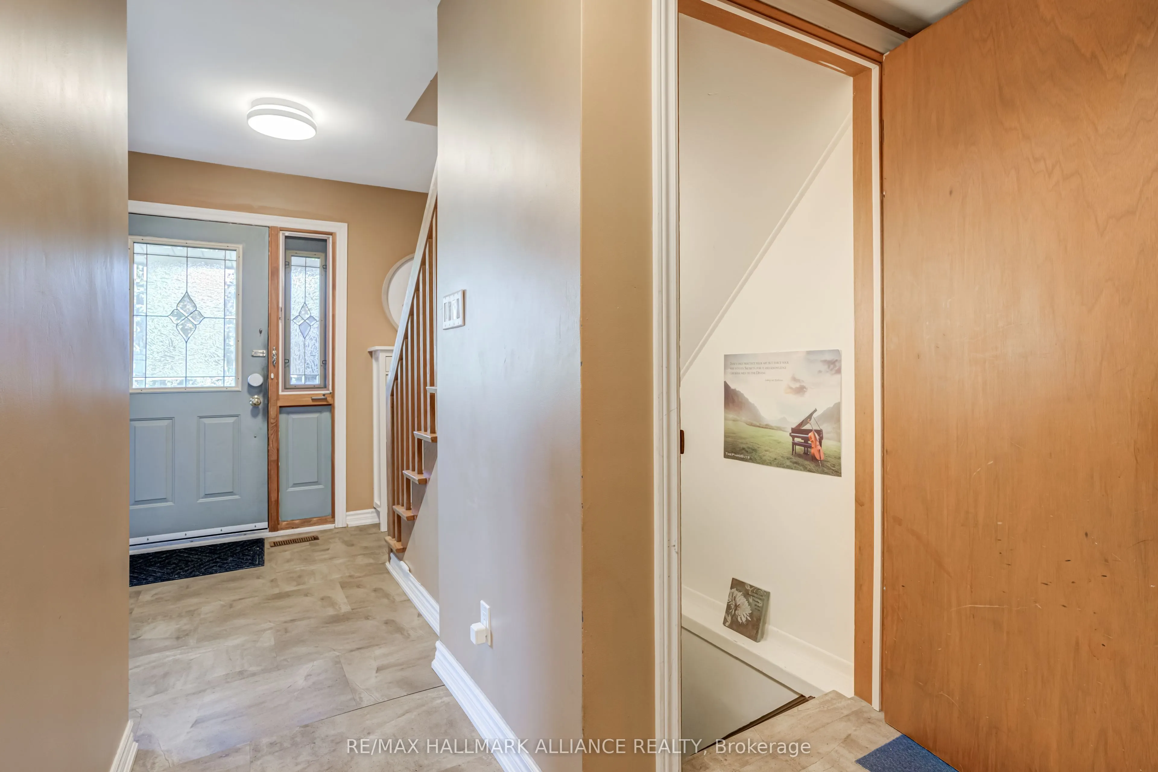 2033 Water's Edge Drive