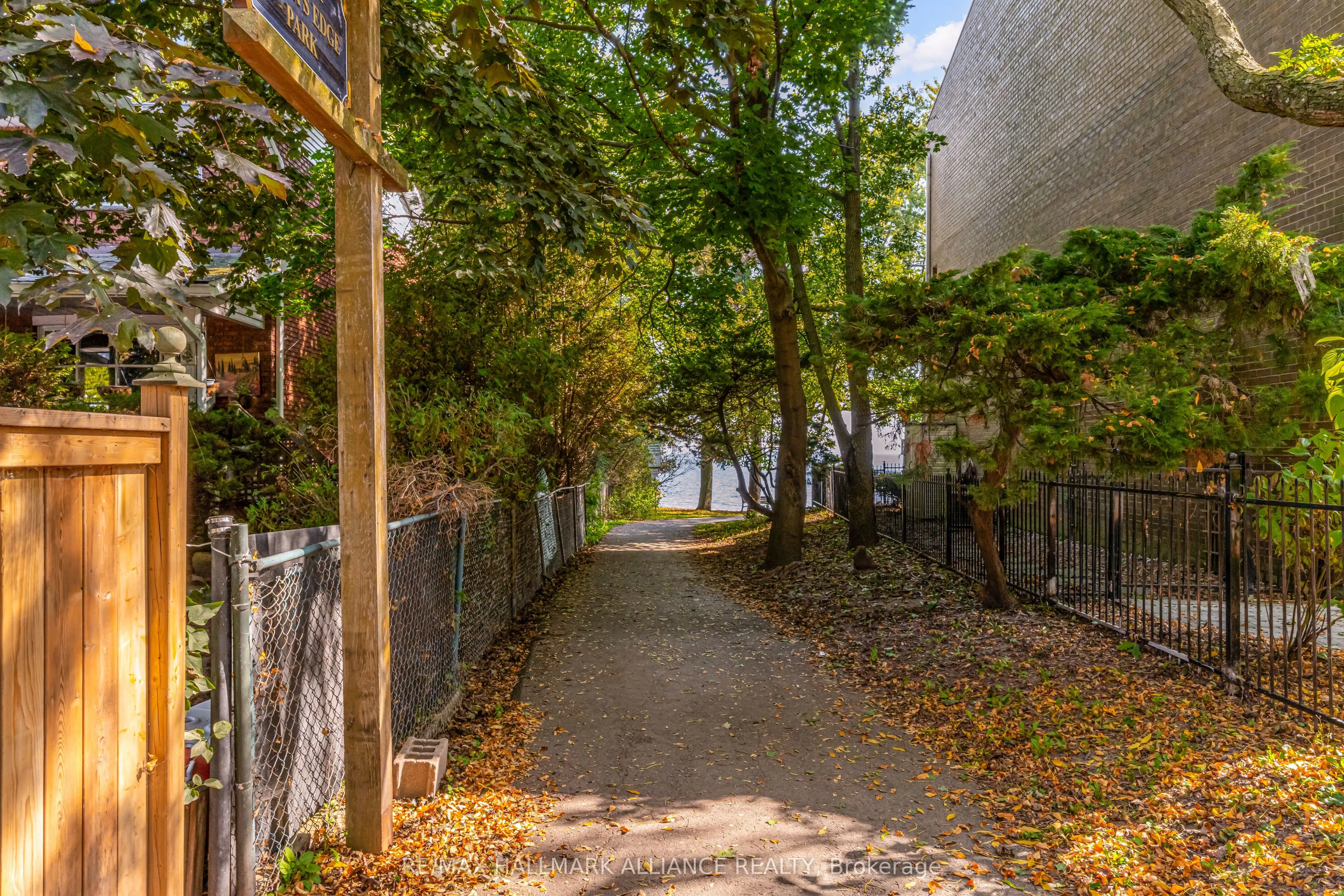 2033 Water's Edge Drive