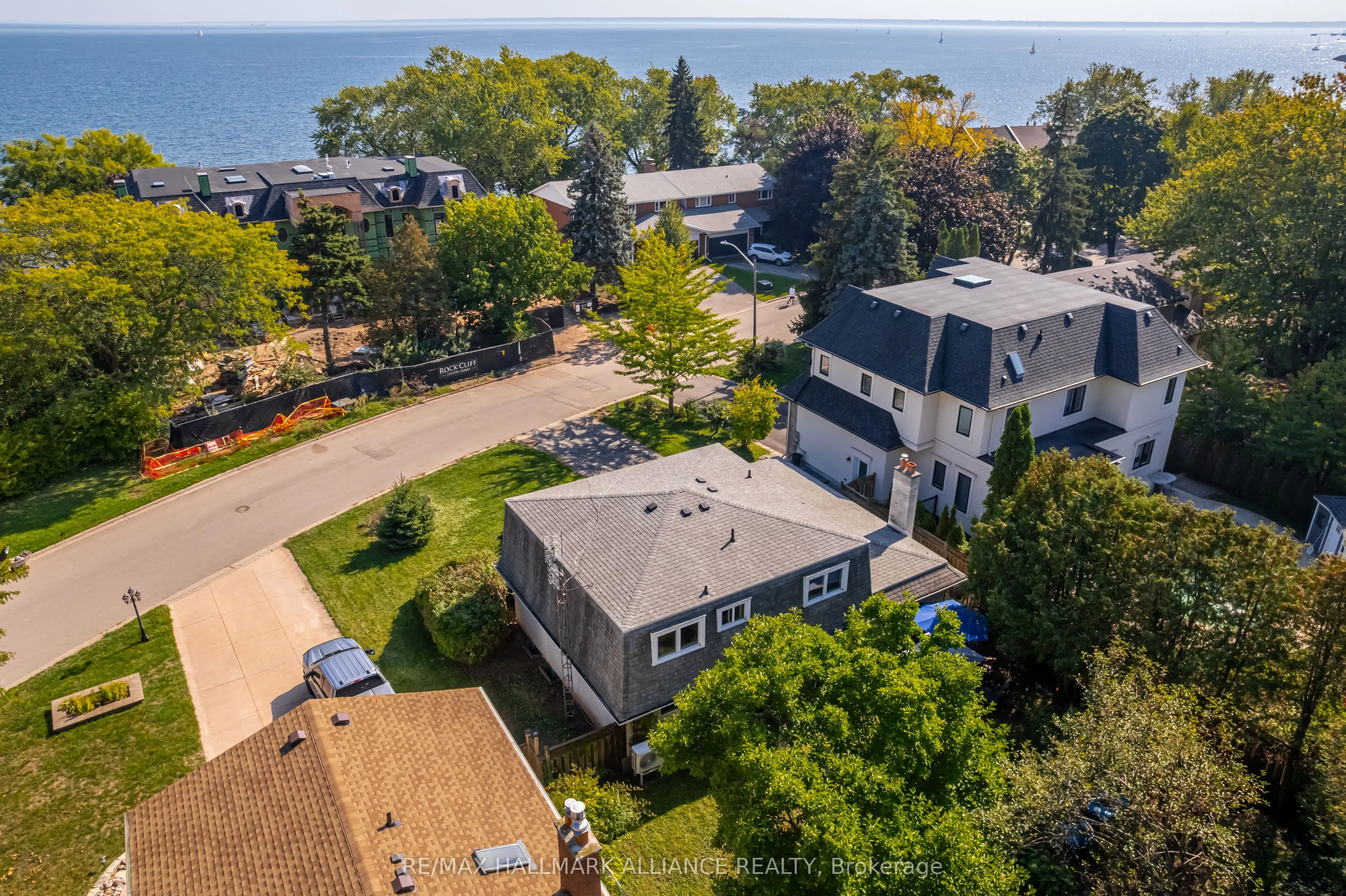 2033 Water's Edge Drive