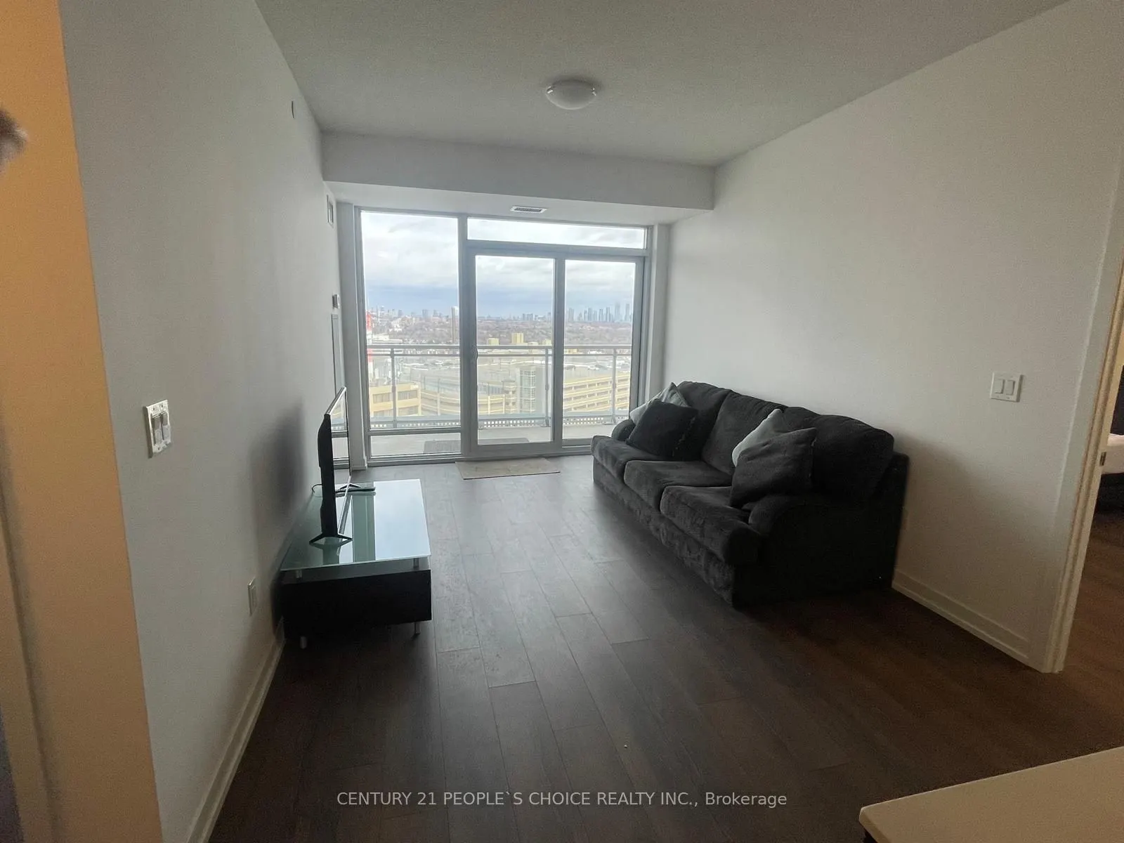 2520 Eglinton Avenue W, #810