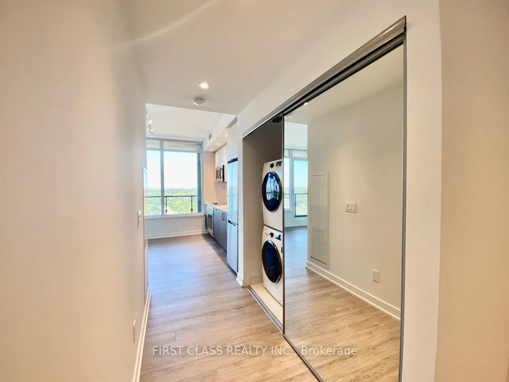 1926 Lake Shore Boulevard W, #3812