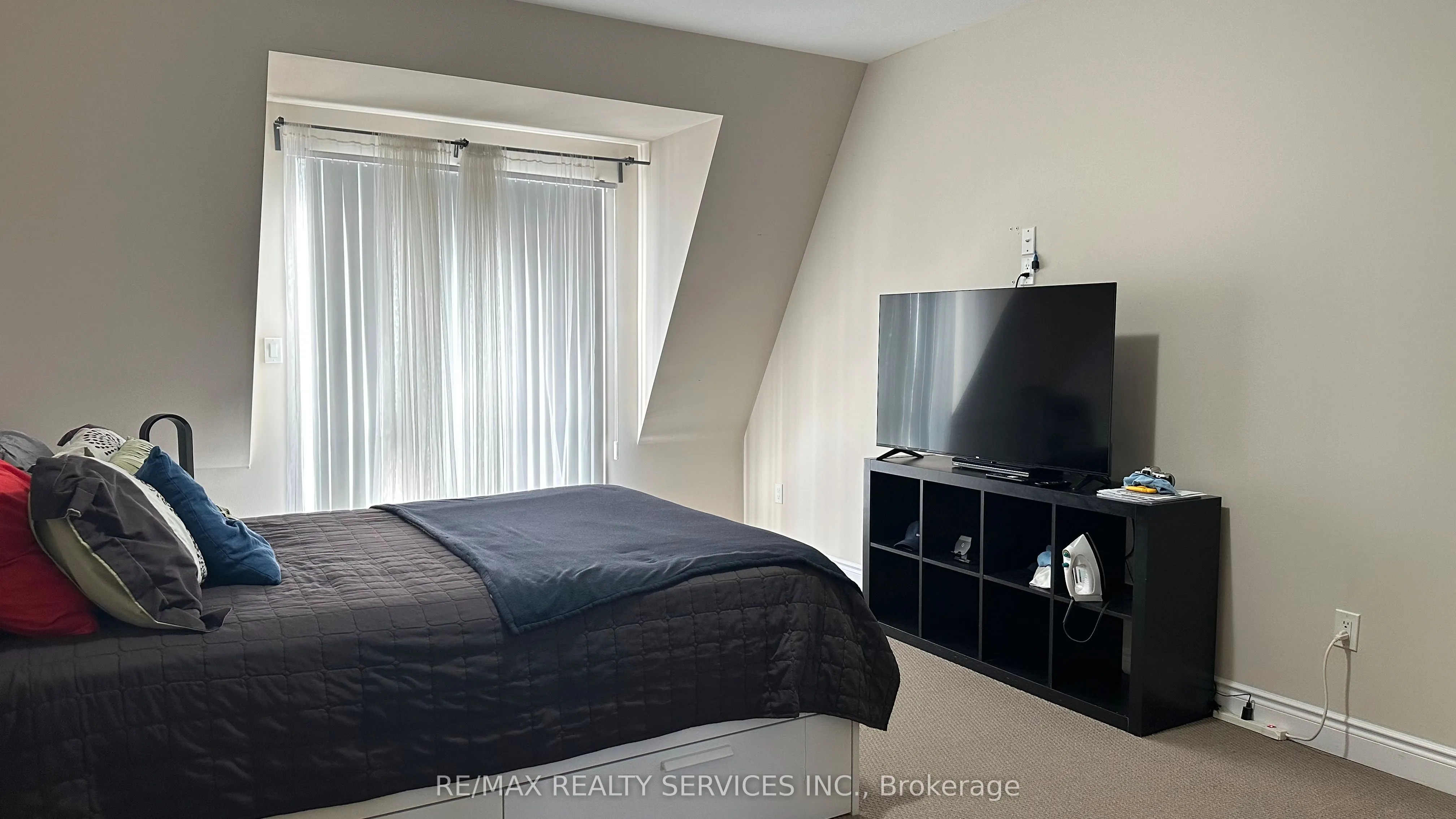 2184 Trafalgar Road, #28