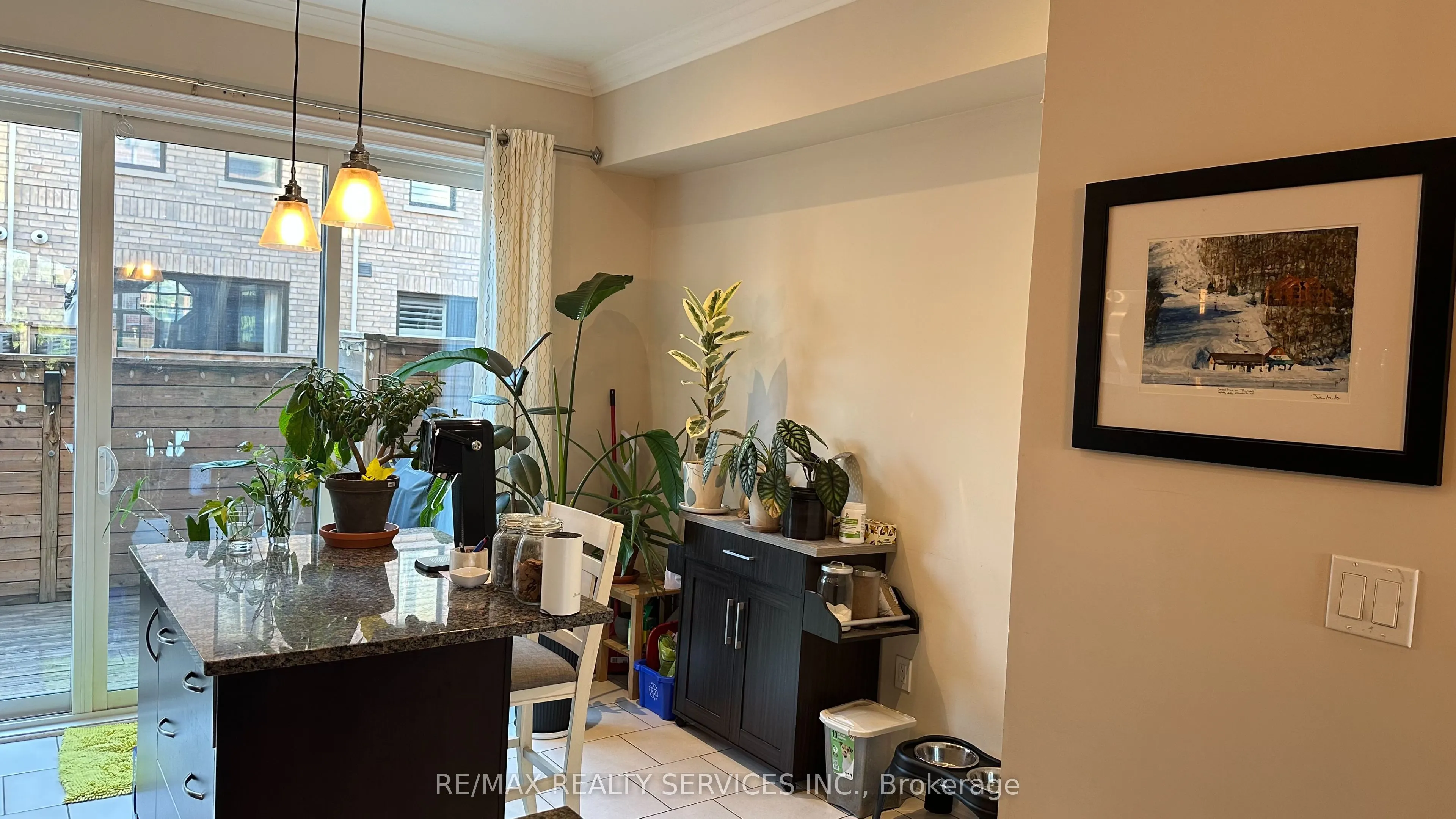 2184 Trafalgar Road, #28
