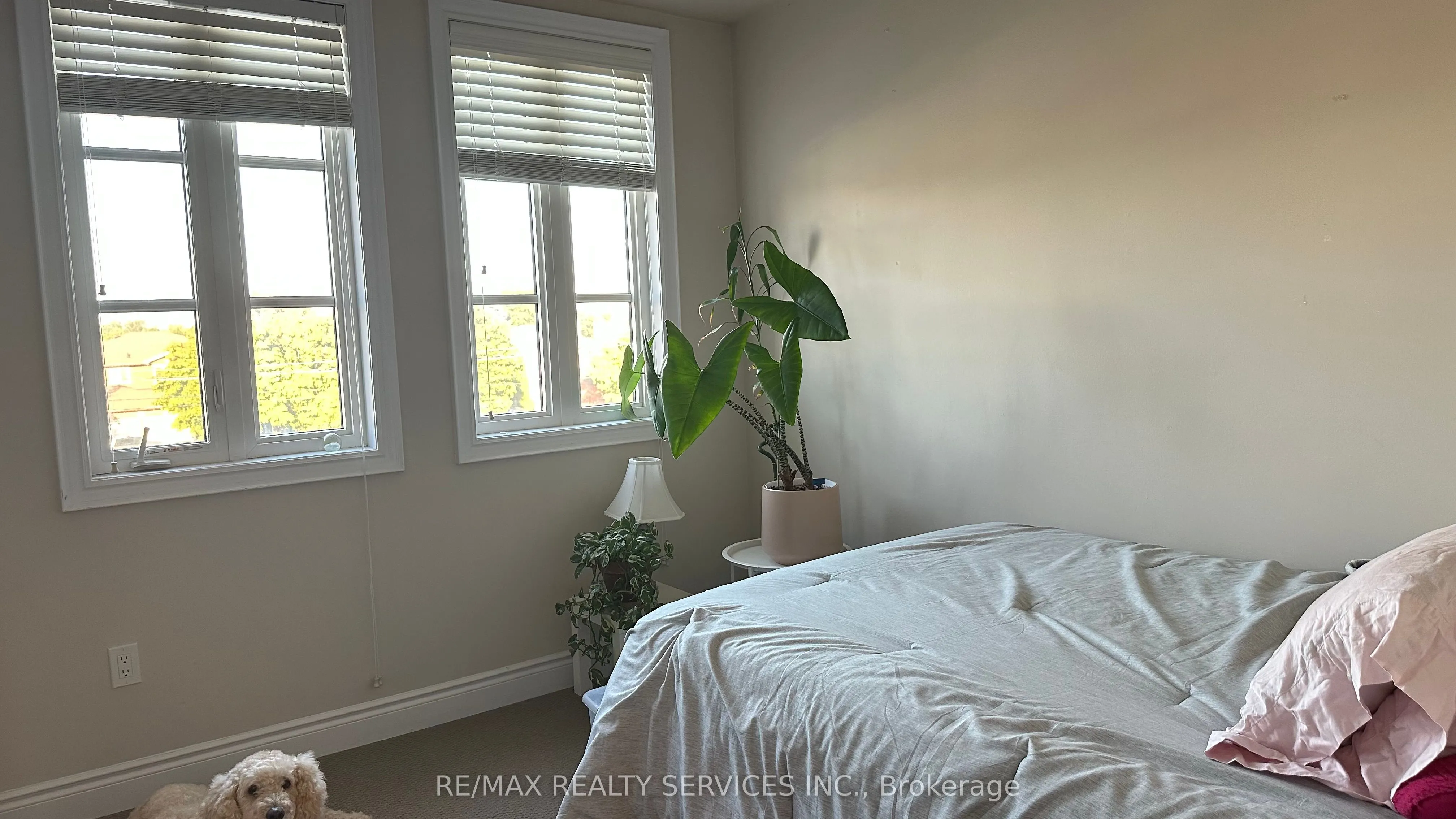 2184 Trafalgar Road, #28