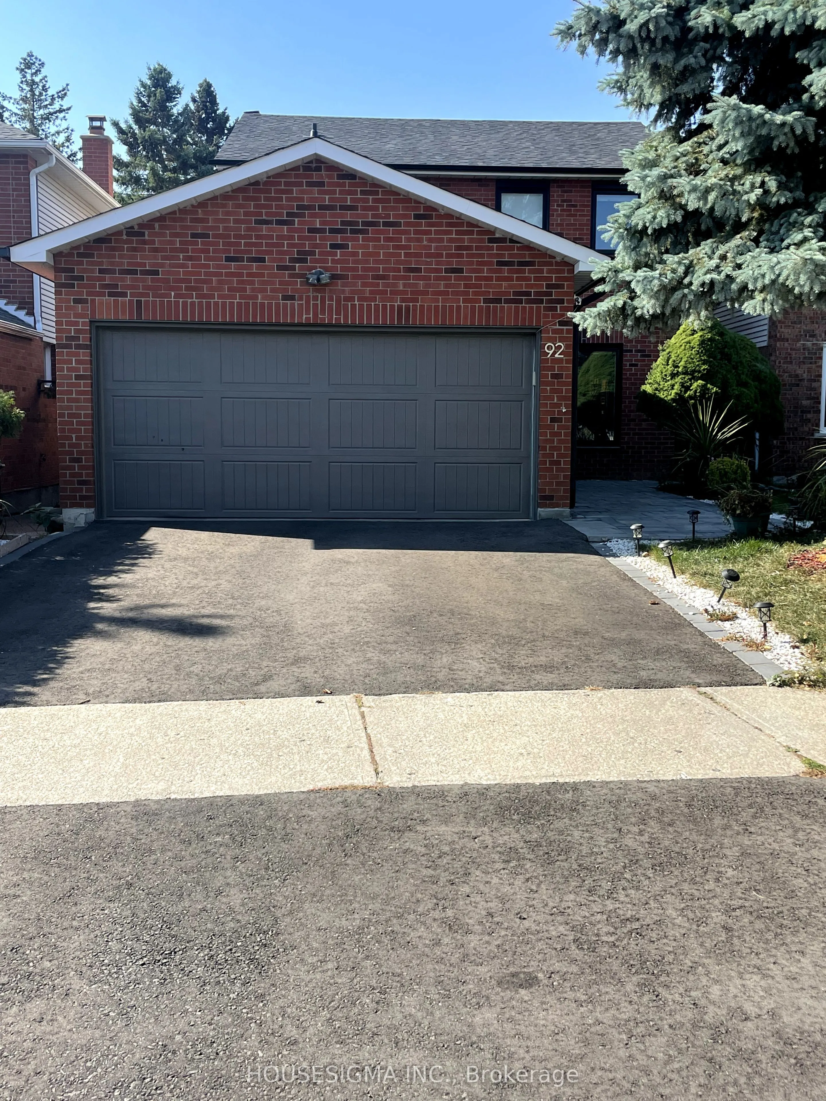92 Floribunda Crescent