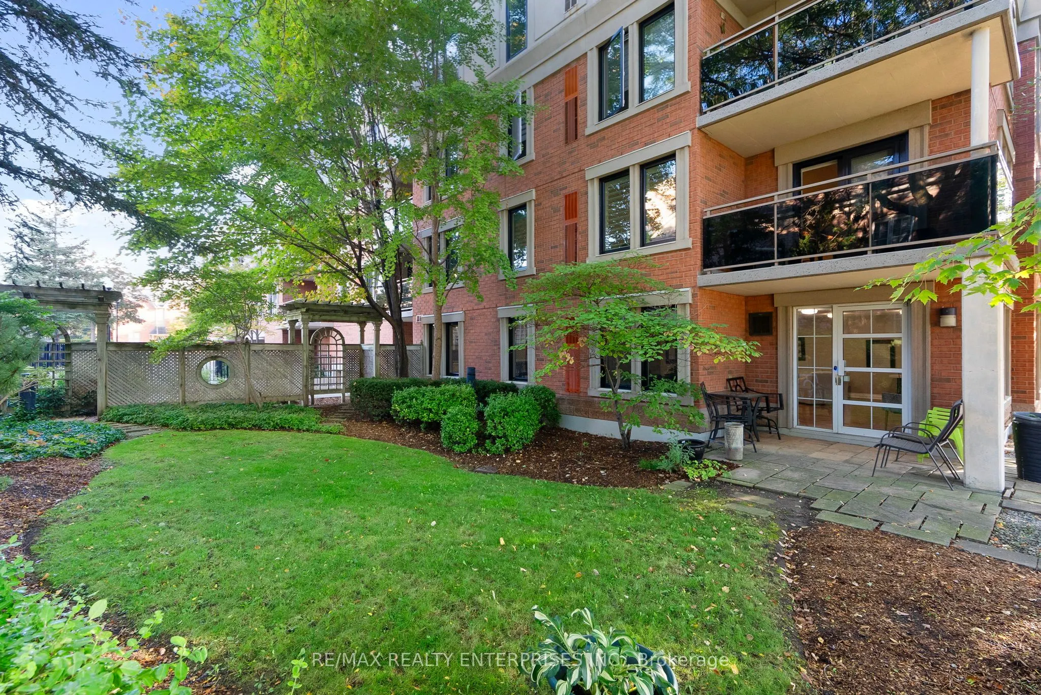 2300 Parkhaven Boulevard, #303