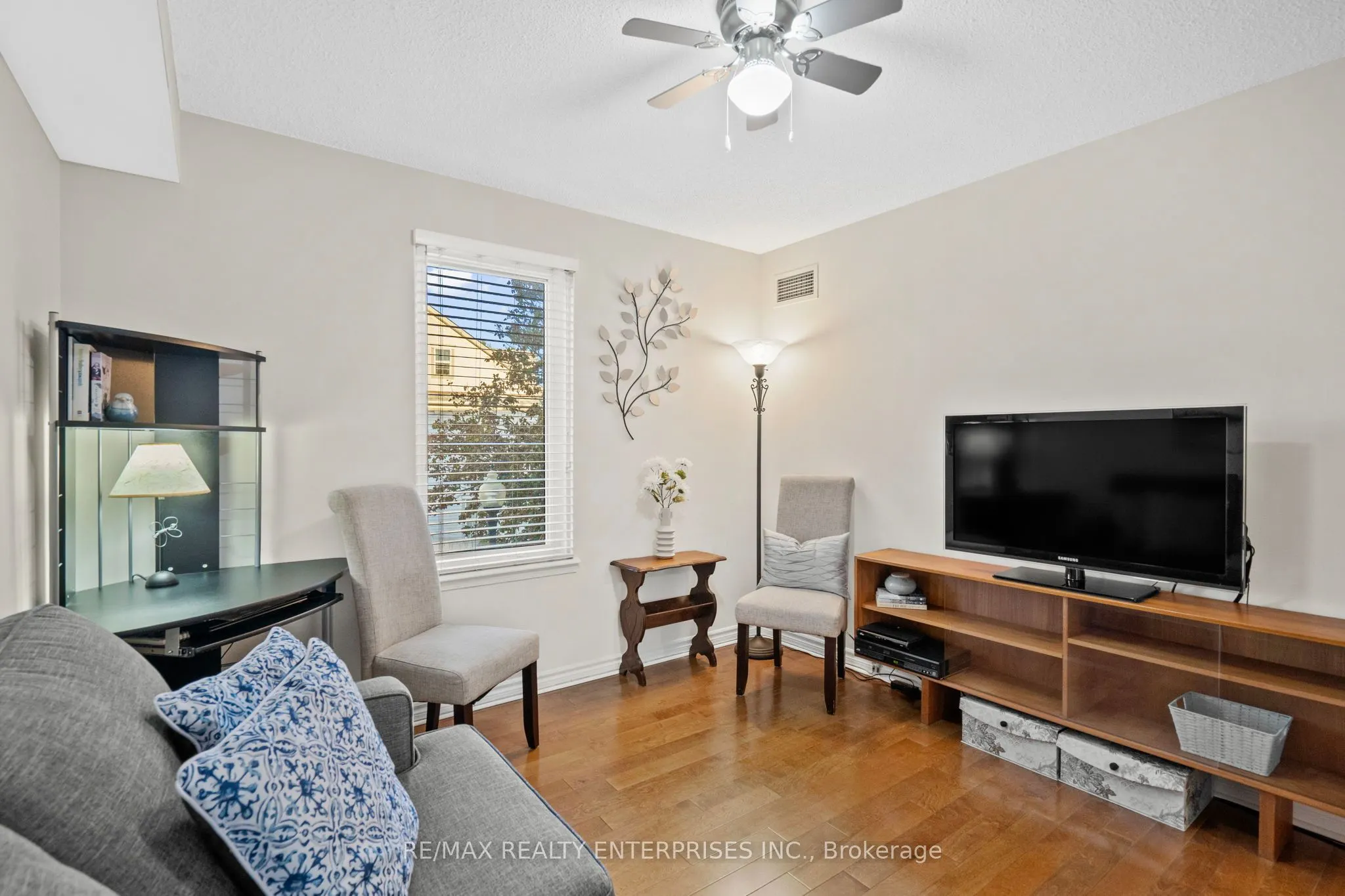 2300 Parkhaven Boulevard, #303