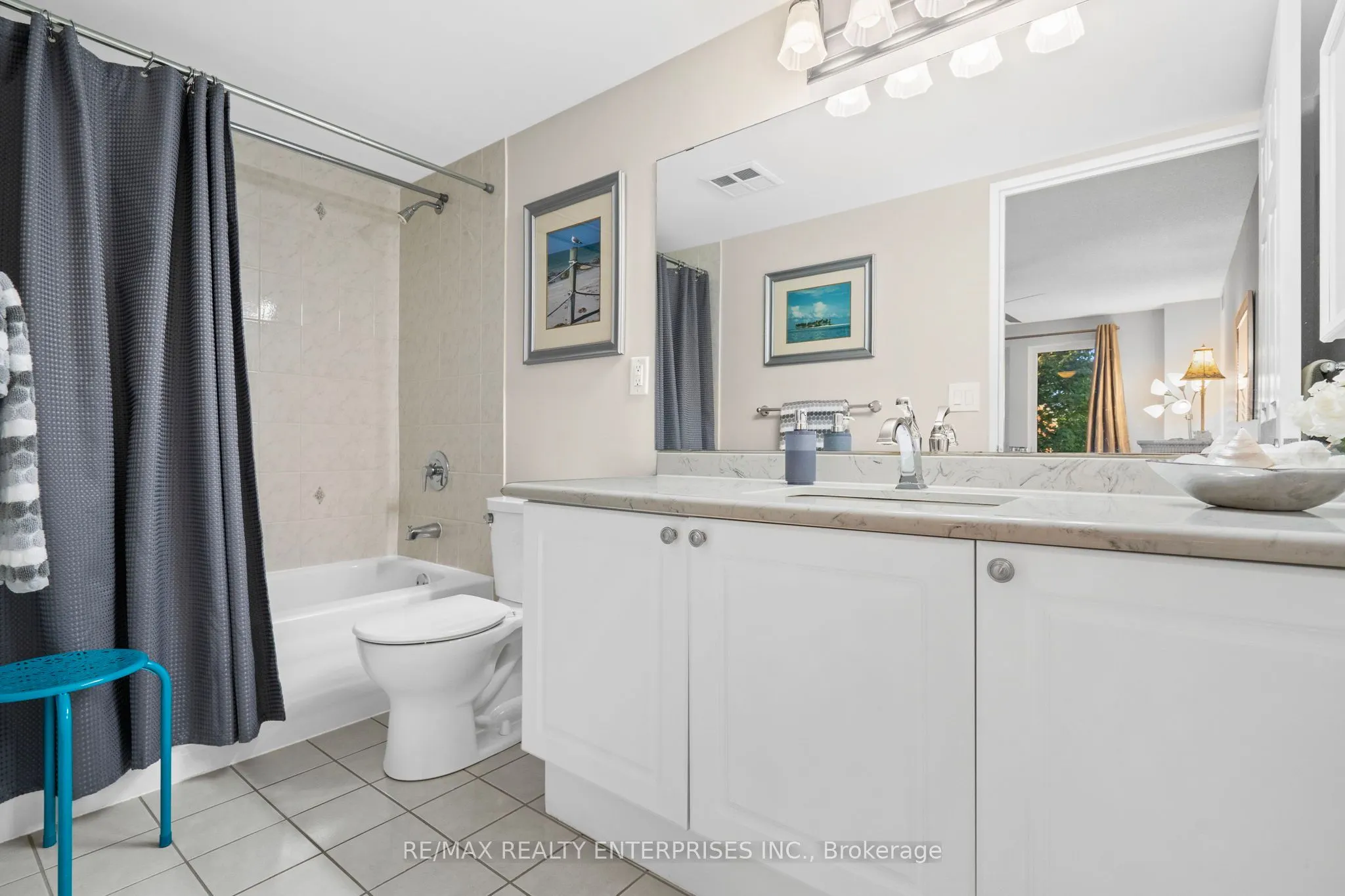 2300 Parkhaven Boulevard, #303